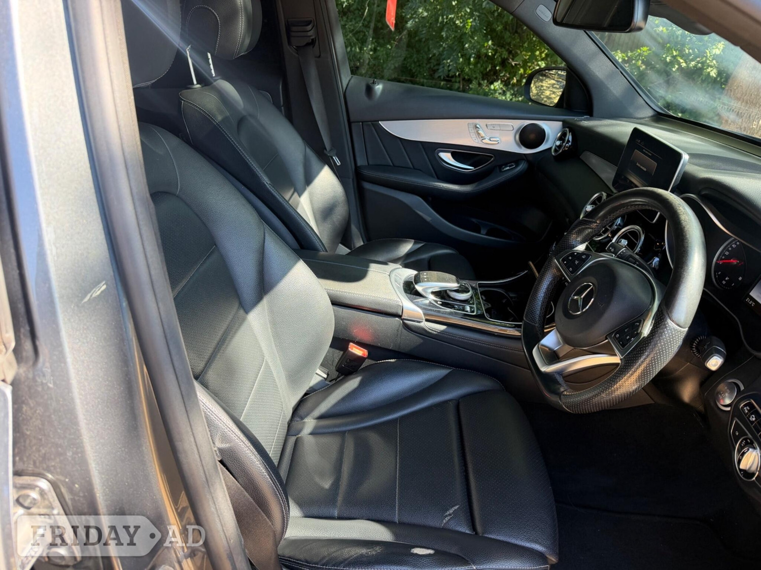 Mercedes-Benz GLC 2016 - Cars in Uxbridge