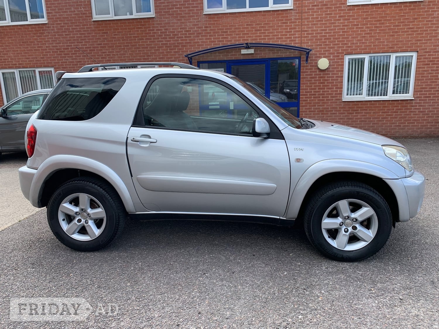 [ berth ]Toyota RAV4
