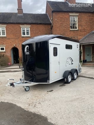 Cheval Liberte Maxi 2 Up to 3.5 tonnes Horse Trailer