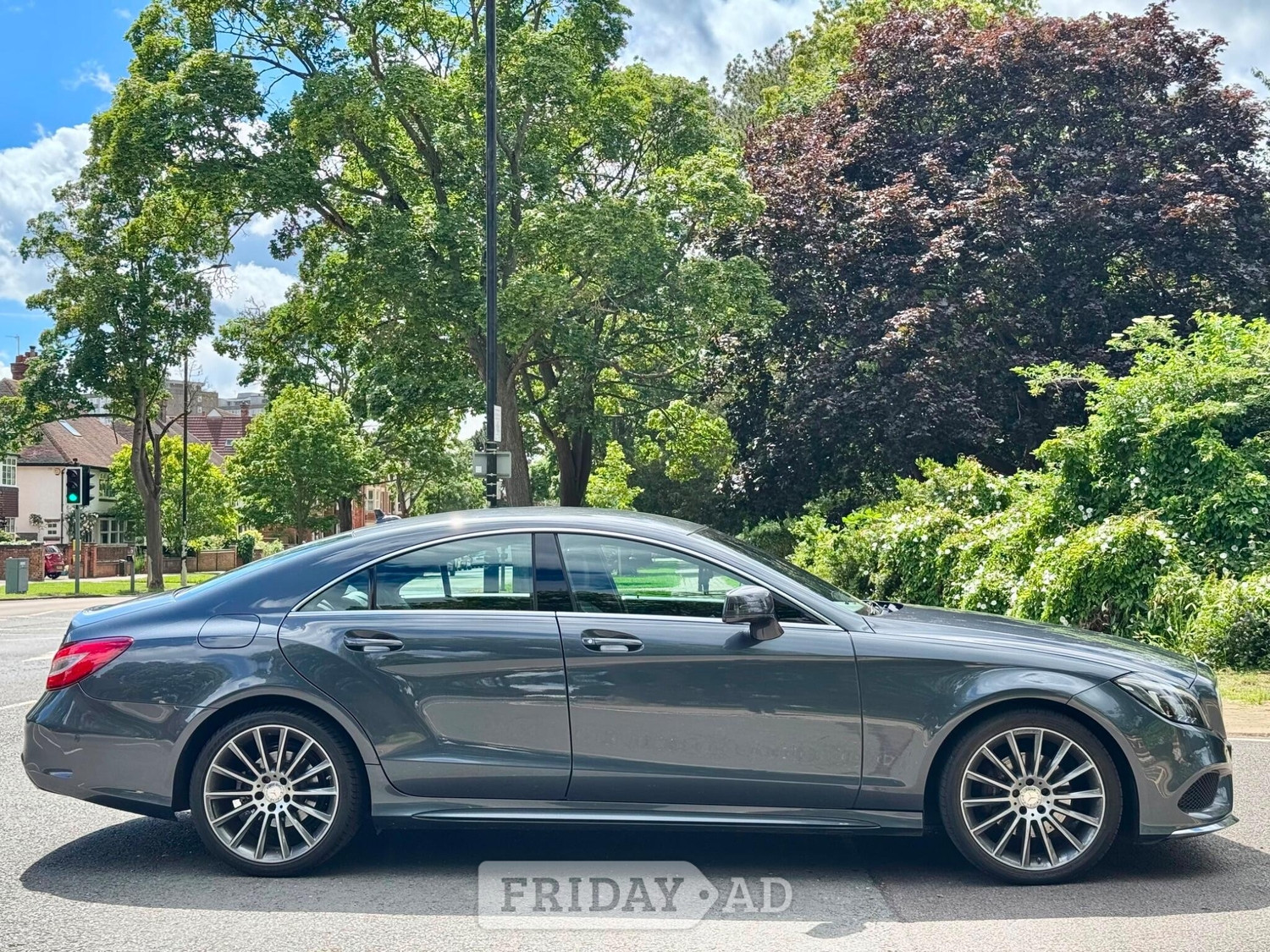 [ berth ]Mercedes-Benz CLS Class