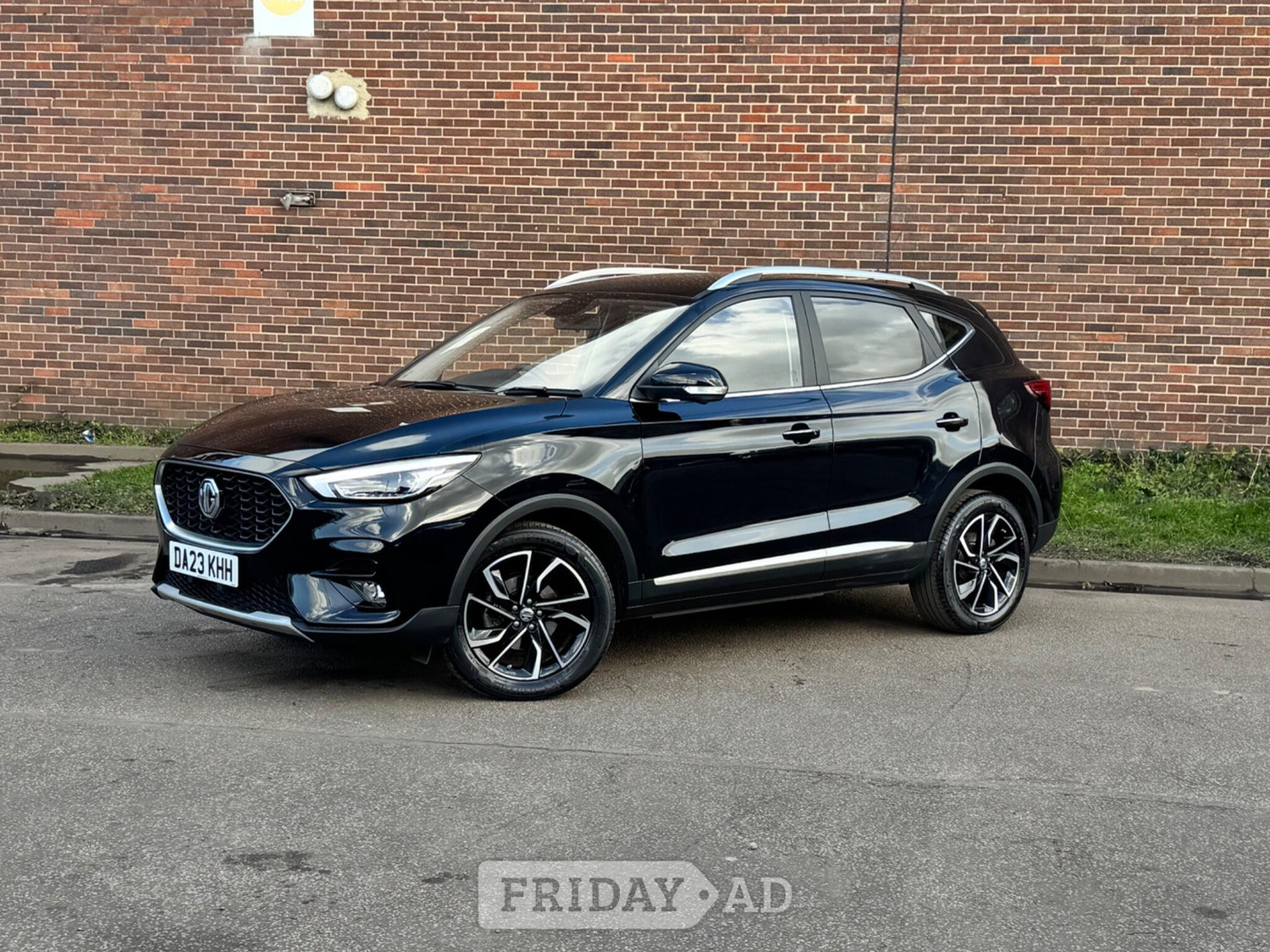 MG ZS Leeds