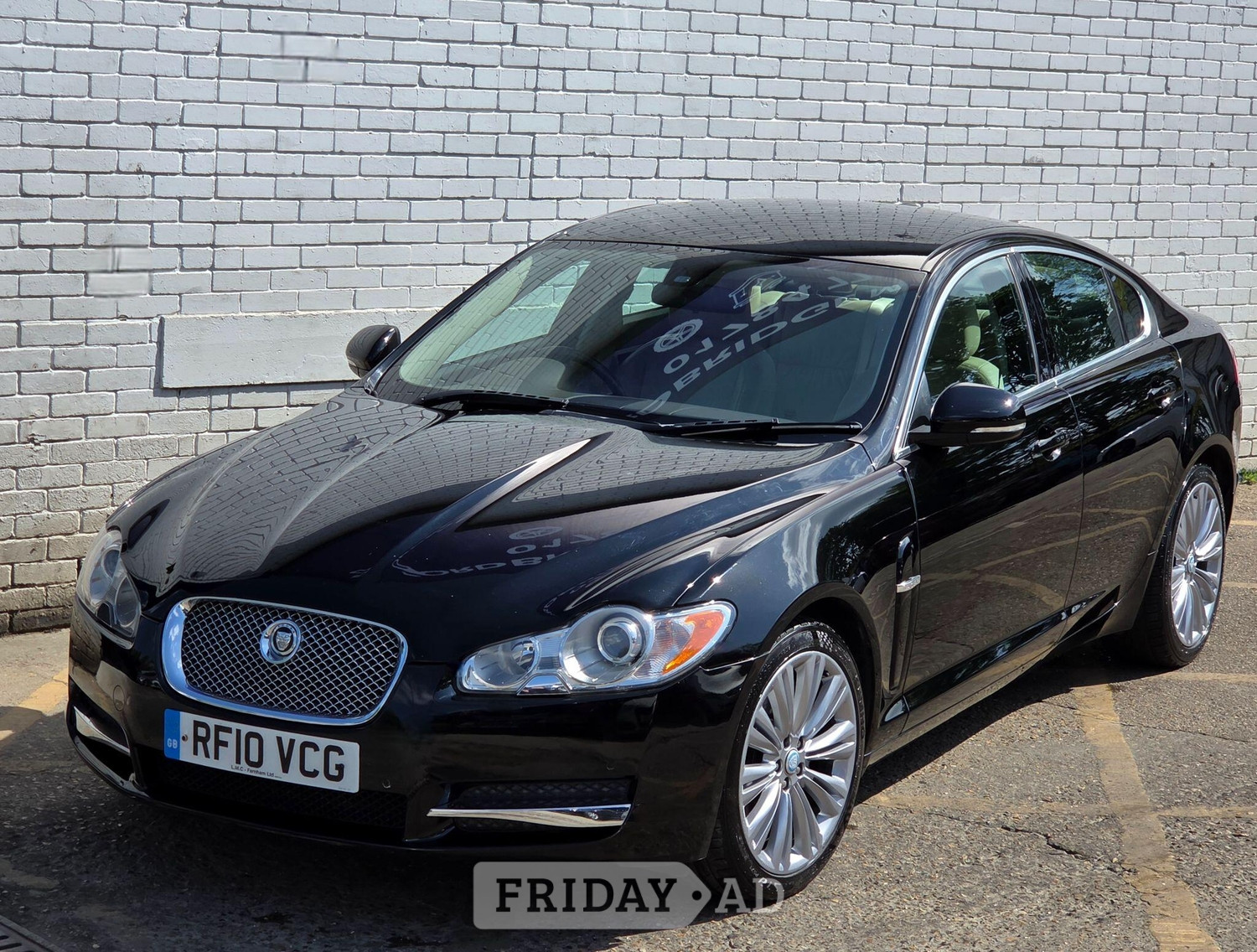 [ berth ]Jaguar XF