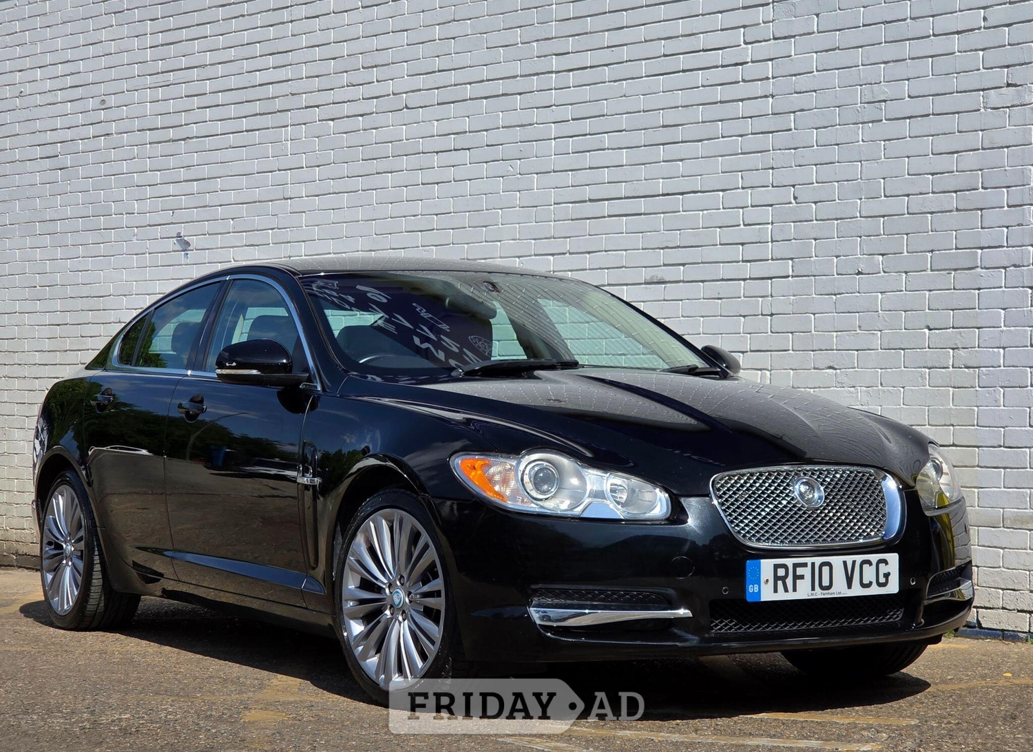 Jaguar XF 2010 - Cars