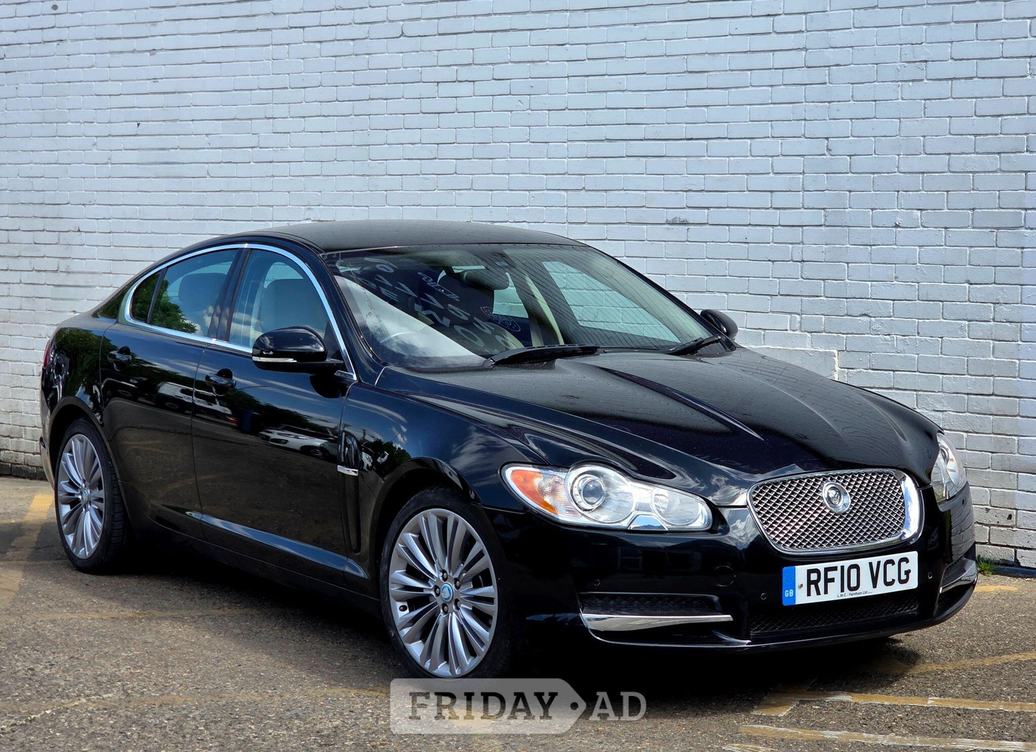 Jaguar XF 2010 in Ashford