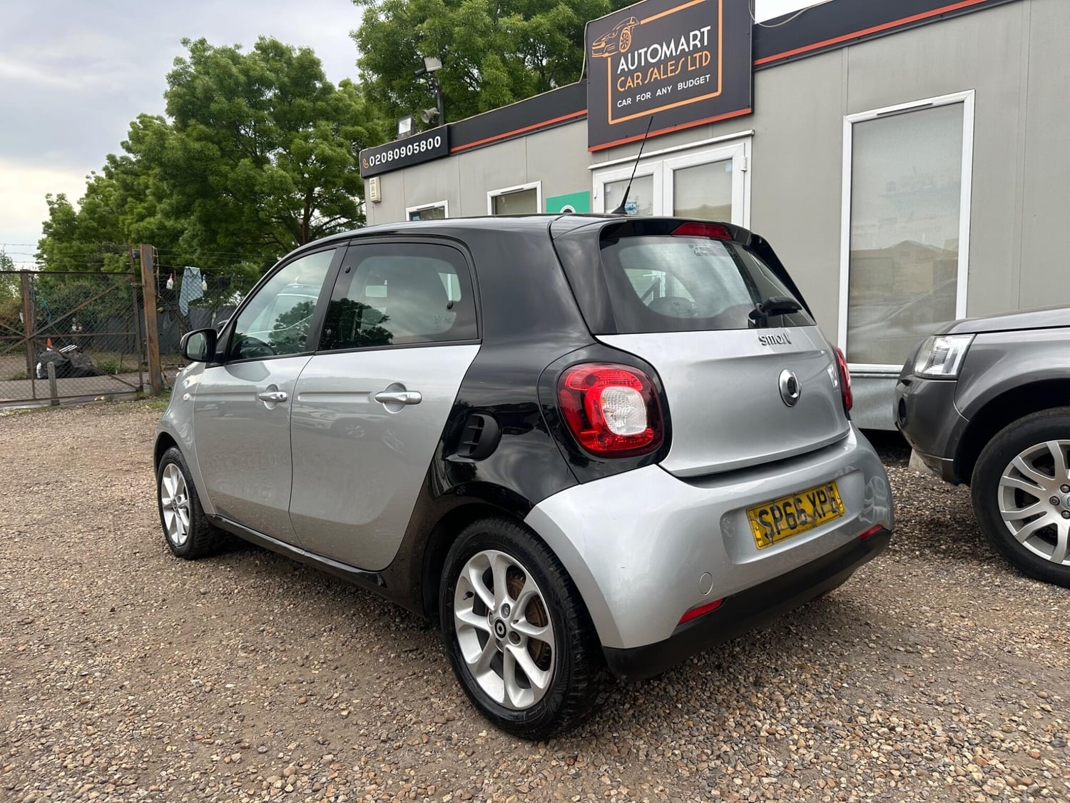 Smart ForFour 2016 - Cars in Sunbury-On-Thames