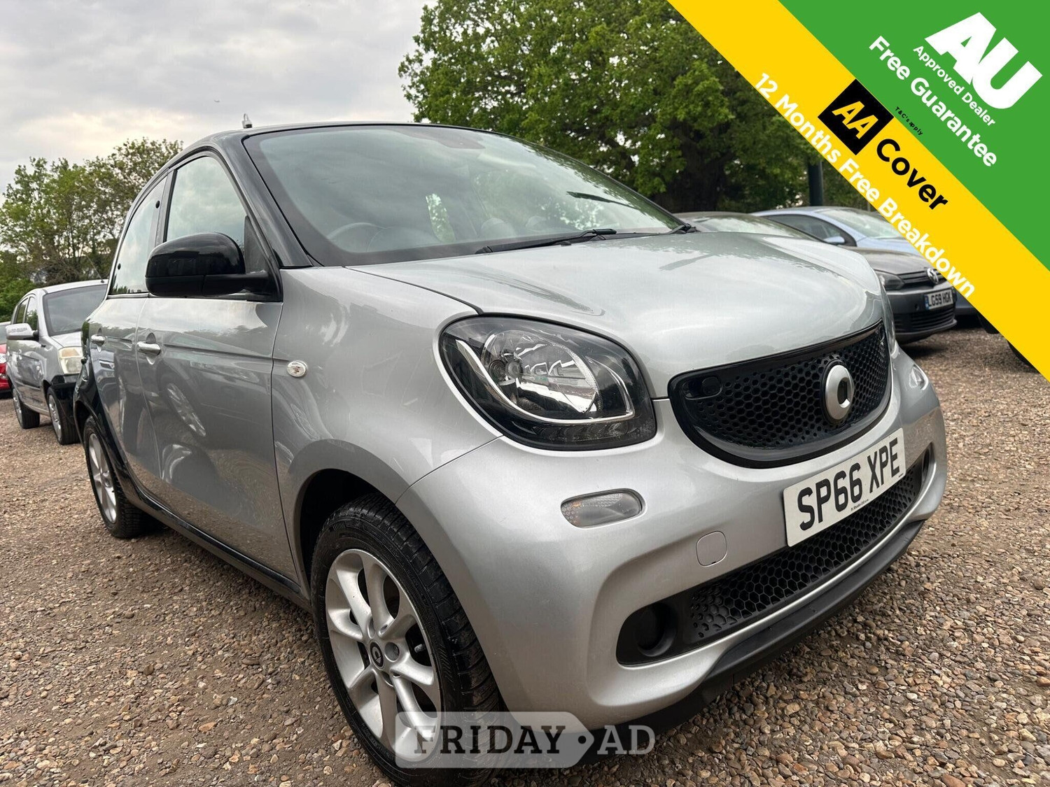 Smart ForFour 2016 in Sunbury-On-Thames