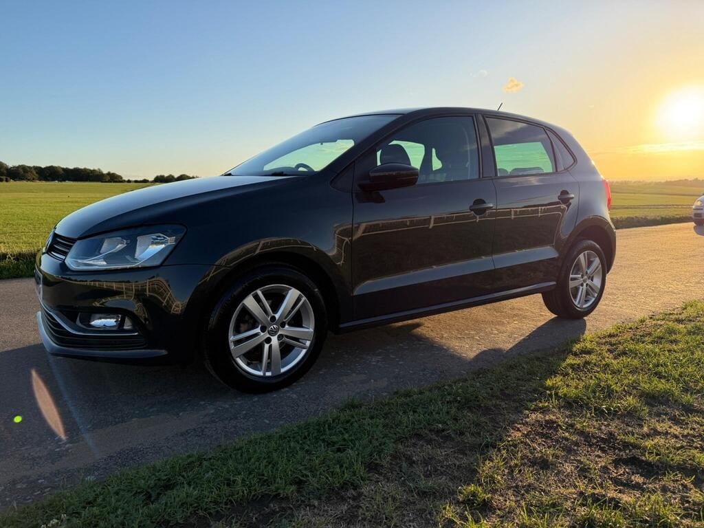 Volkswagen Polo 2016 - Cars in Epsom