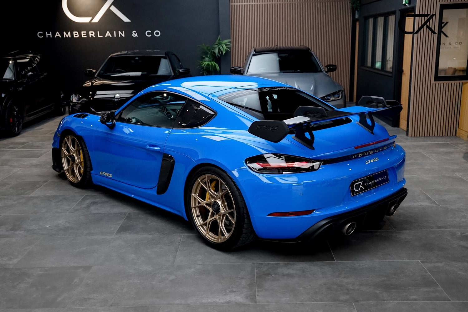 Porsche 718 Cayman Radstock