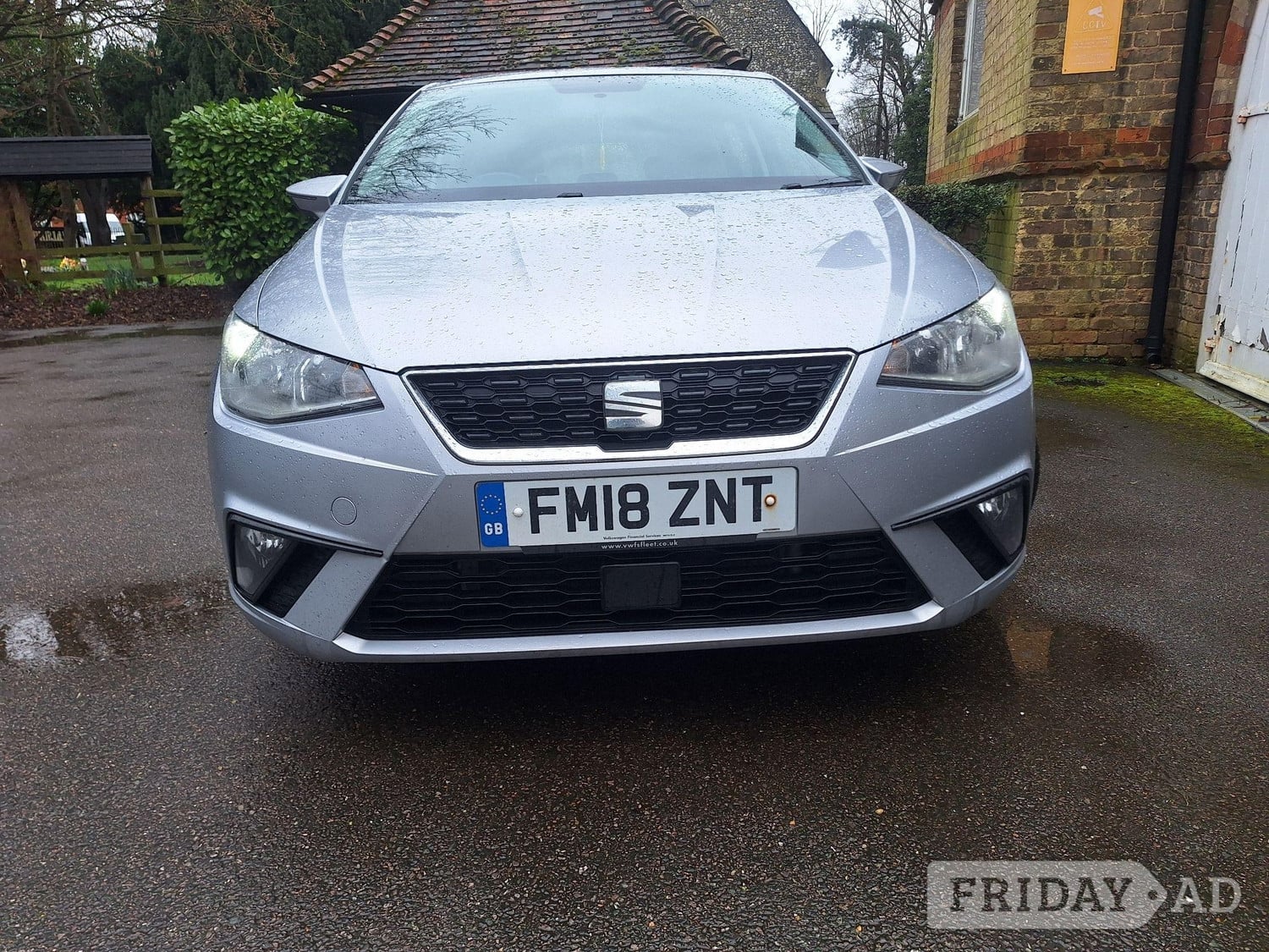 [ berth ]SEAT Ibiza
