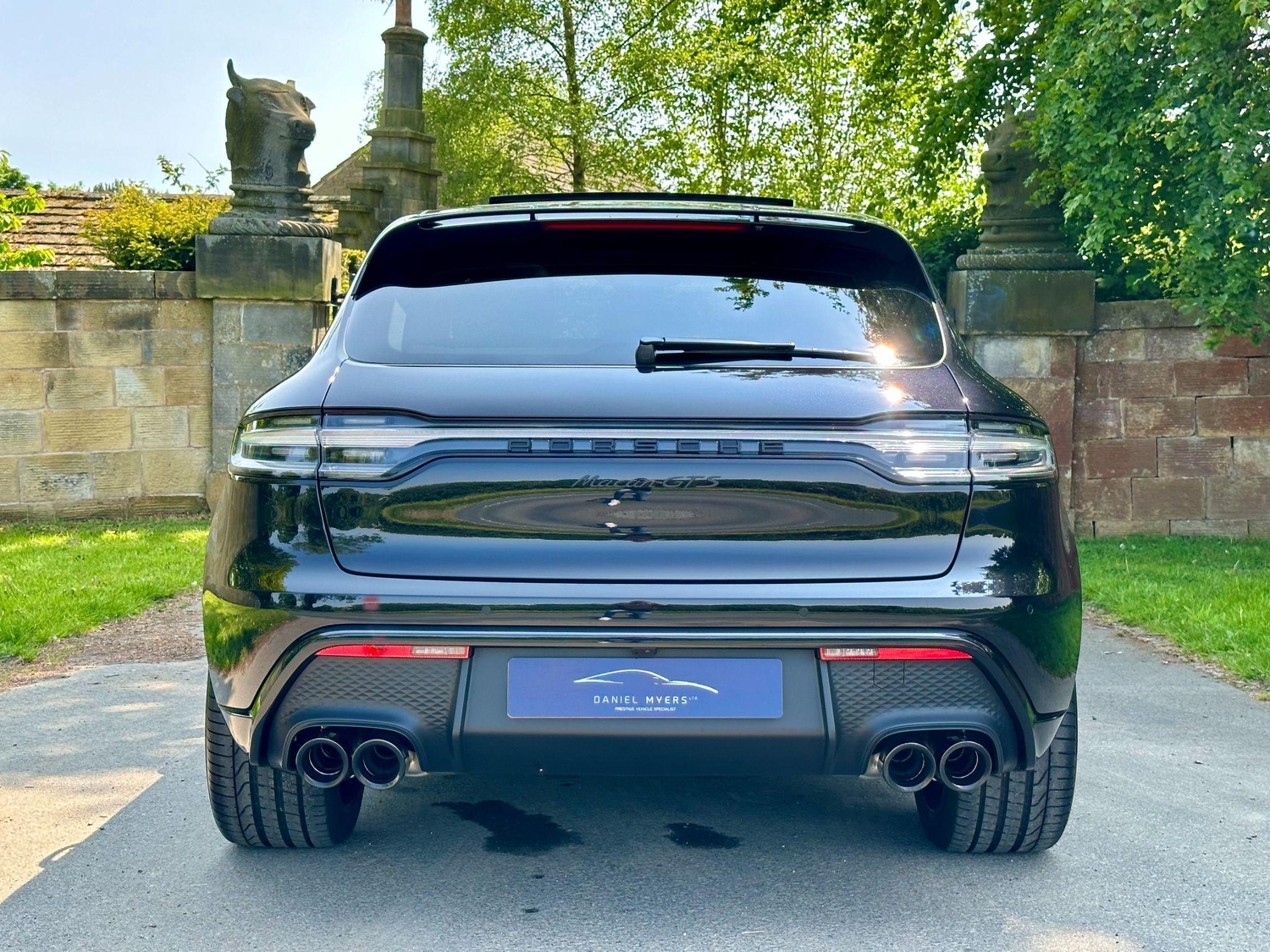 Porsche Macan 2026 - Cars