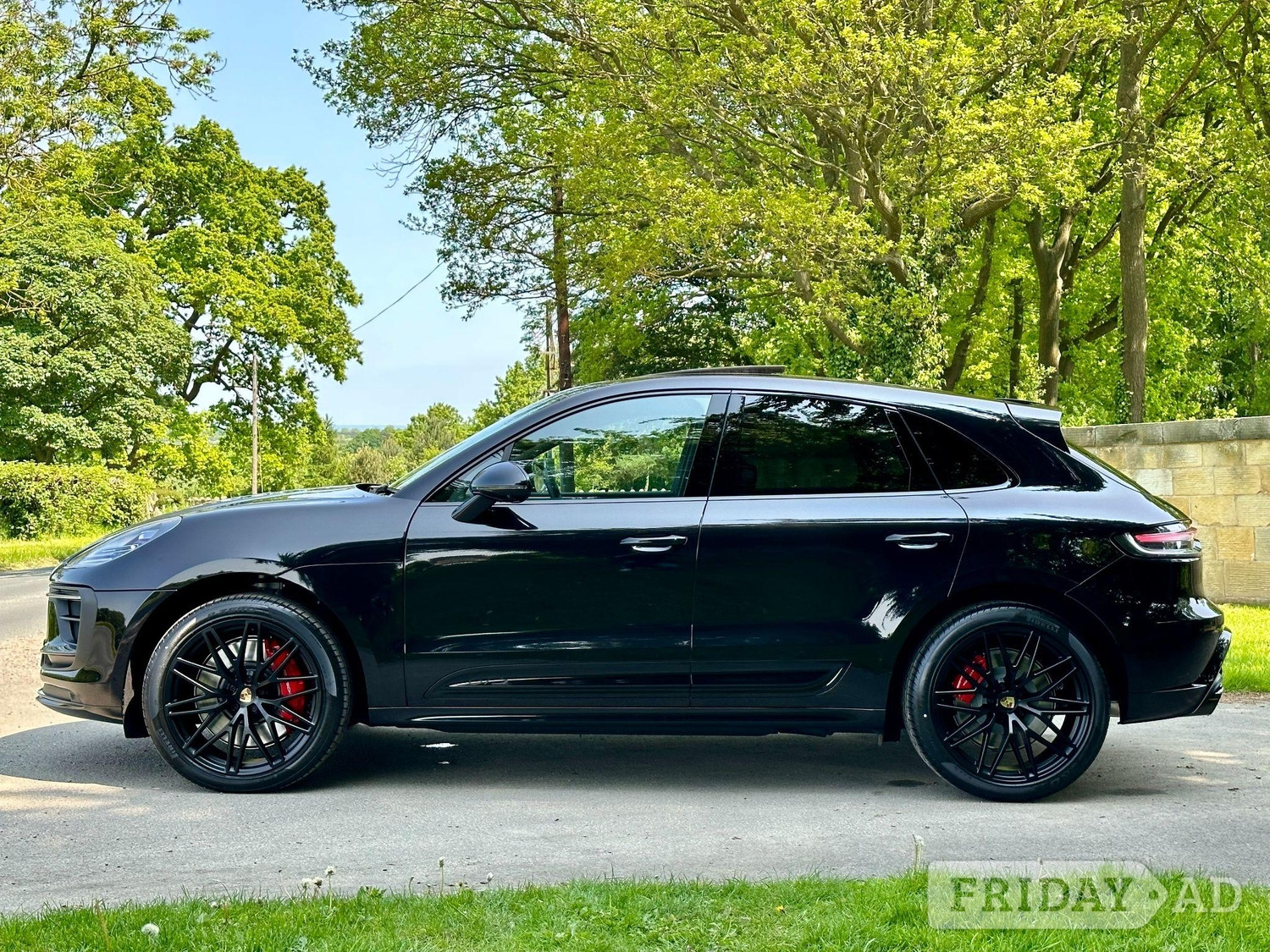 Porsche Macan 2026 - Cars in Leeds