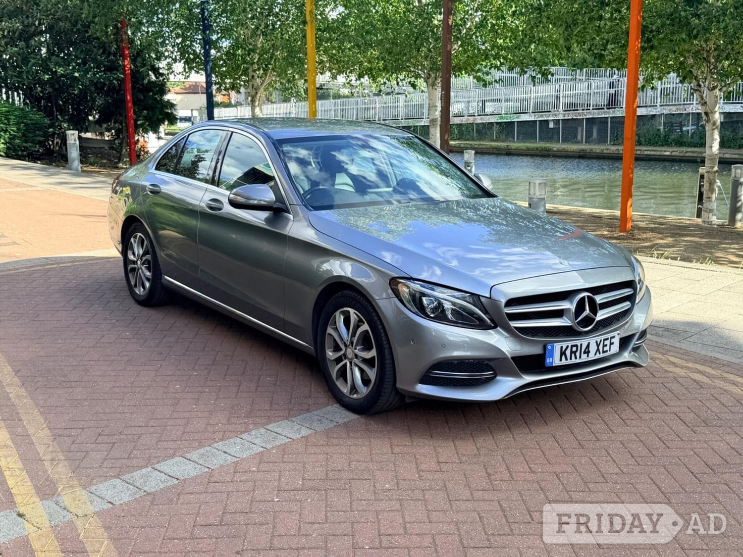 [ berth ]Mercedes-Benz C Class