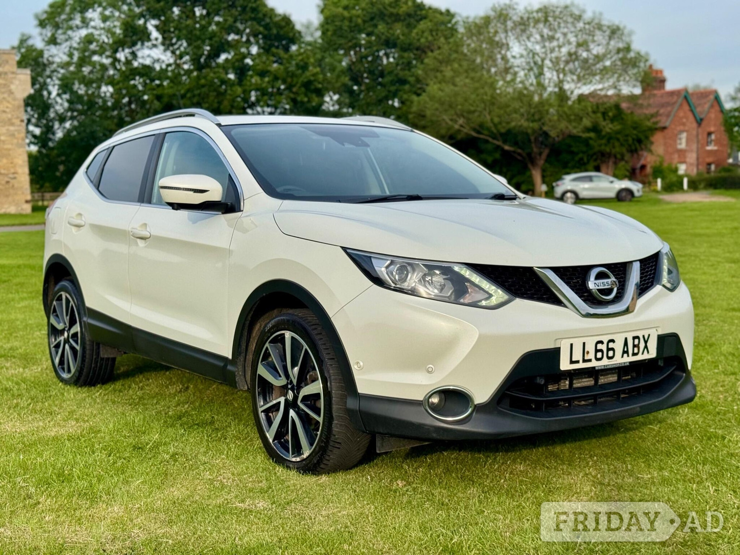 Nissan Qashqai 2016 - Cars
