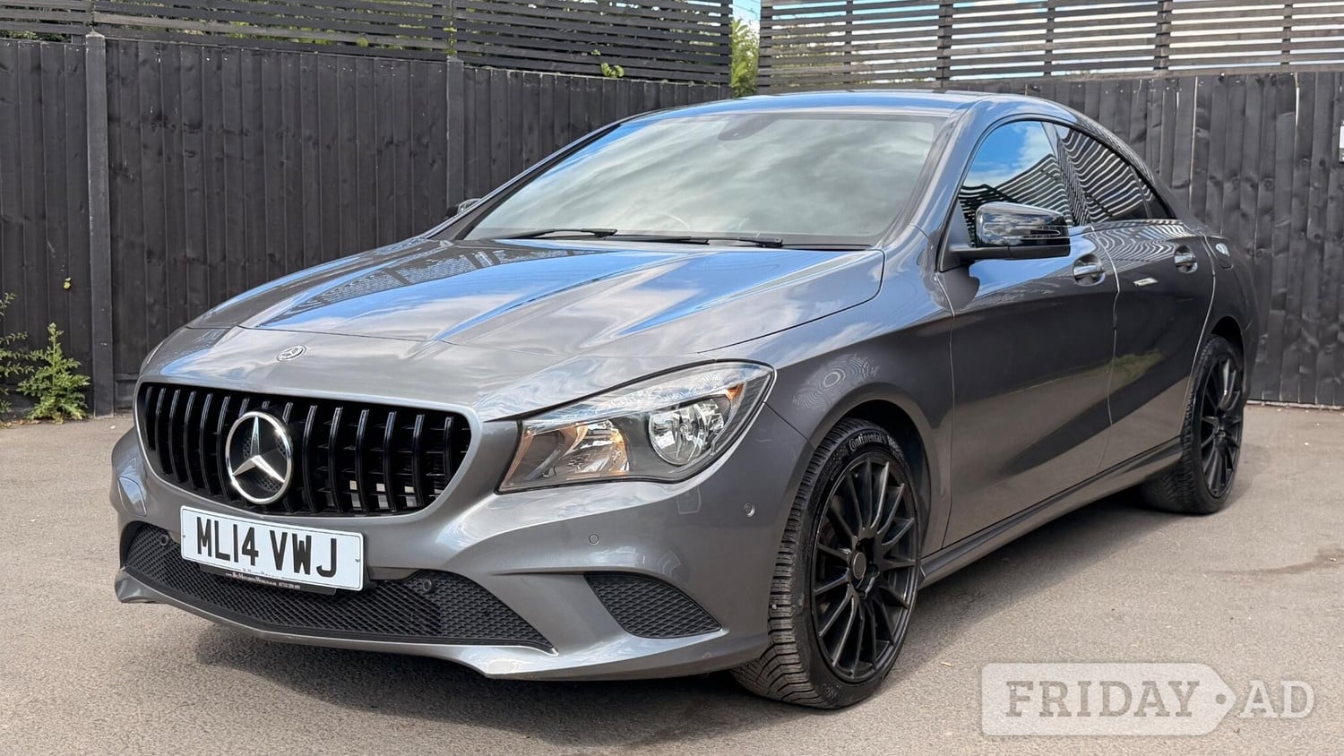[ berth ]Mercedes-Benz CLA Class