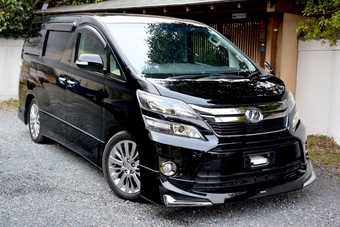 Toyota Vellfire 2014