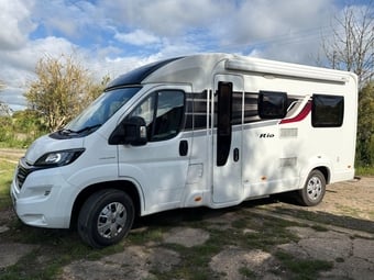 Swift Rio 320 2015 for sale