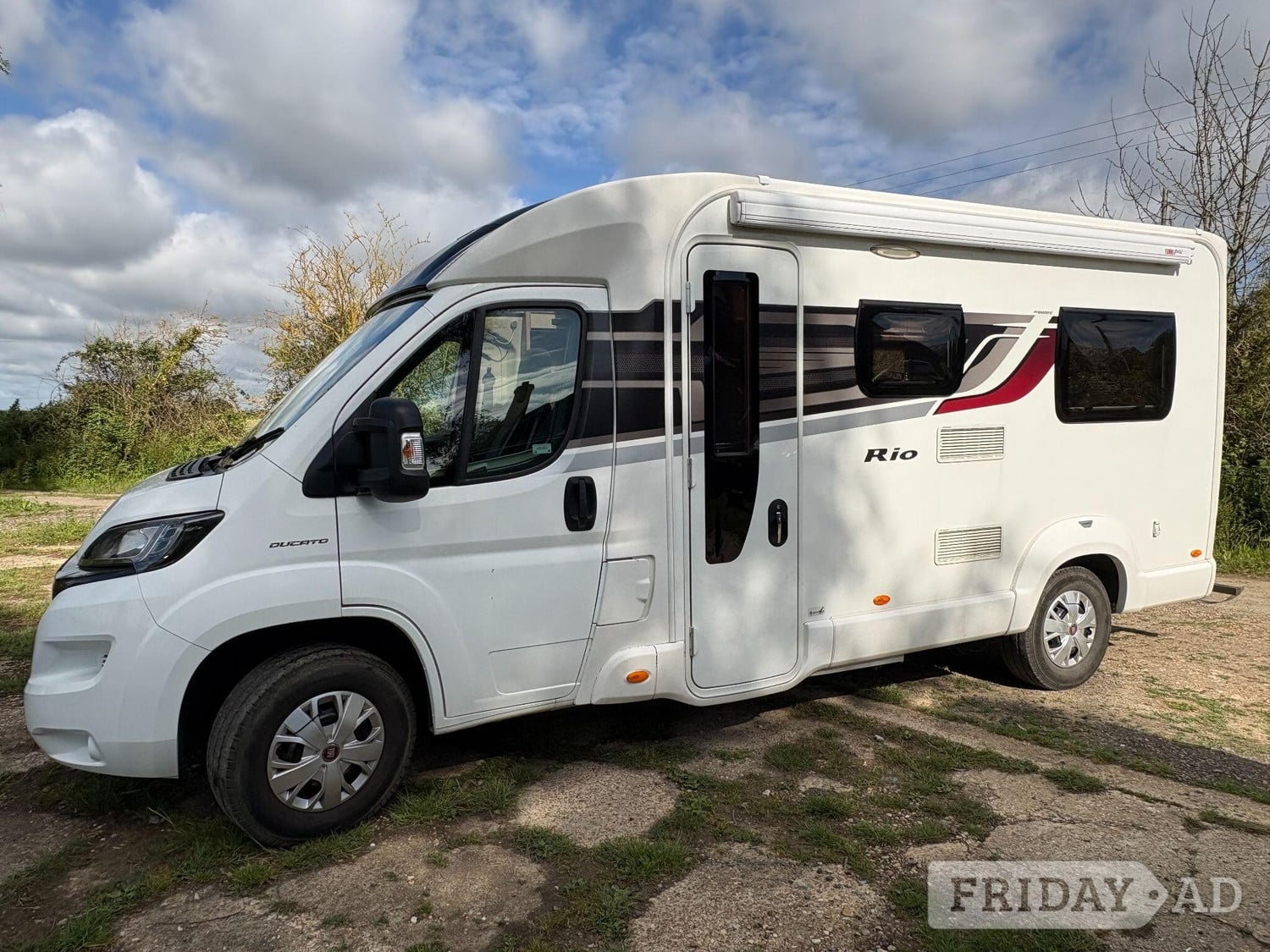 Swift Rio 320 Southend-on-Sea