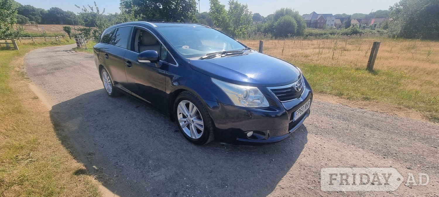 Toyota Avensis 2010 in Southampton