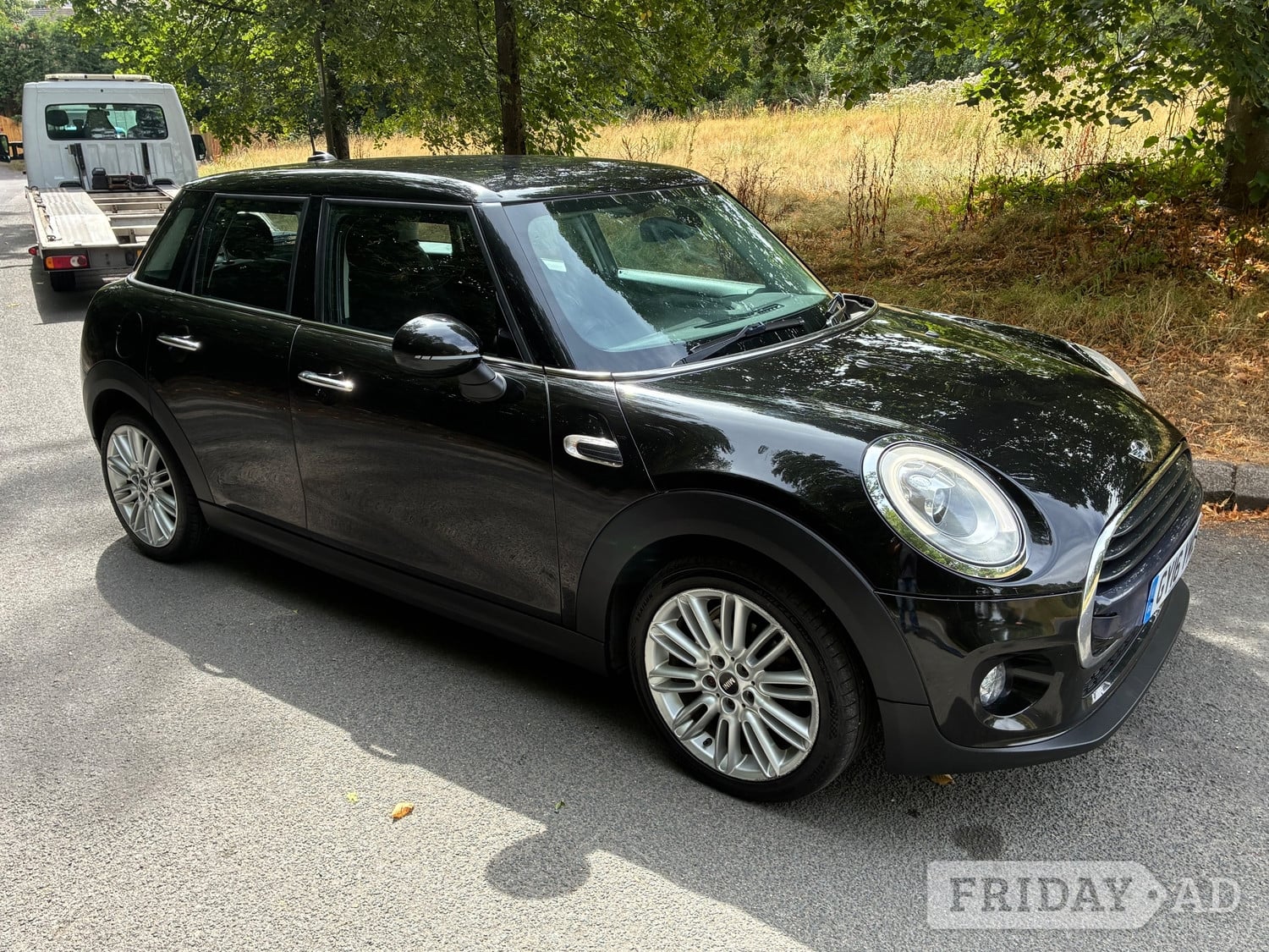 Mini Hatch 2016 in Hengoed