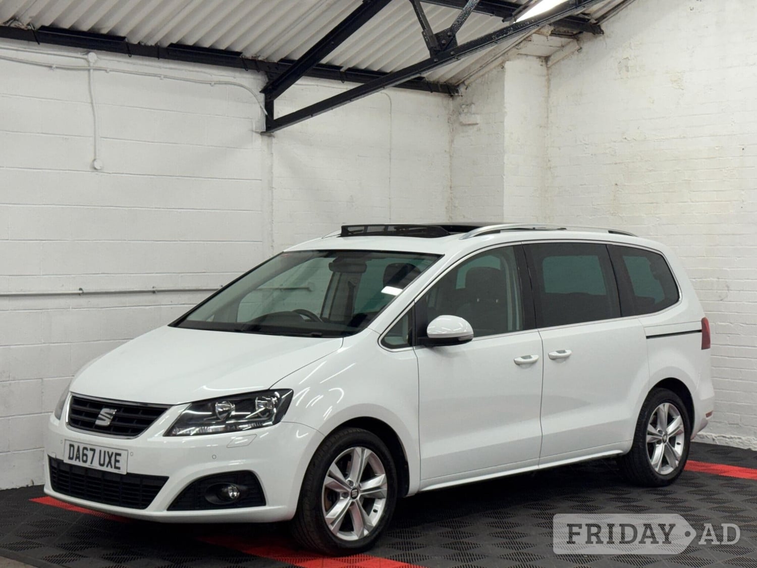 SEAT Alhambra 2017 - Cars