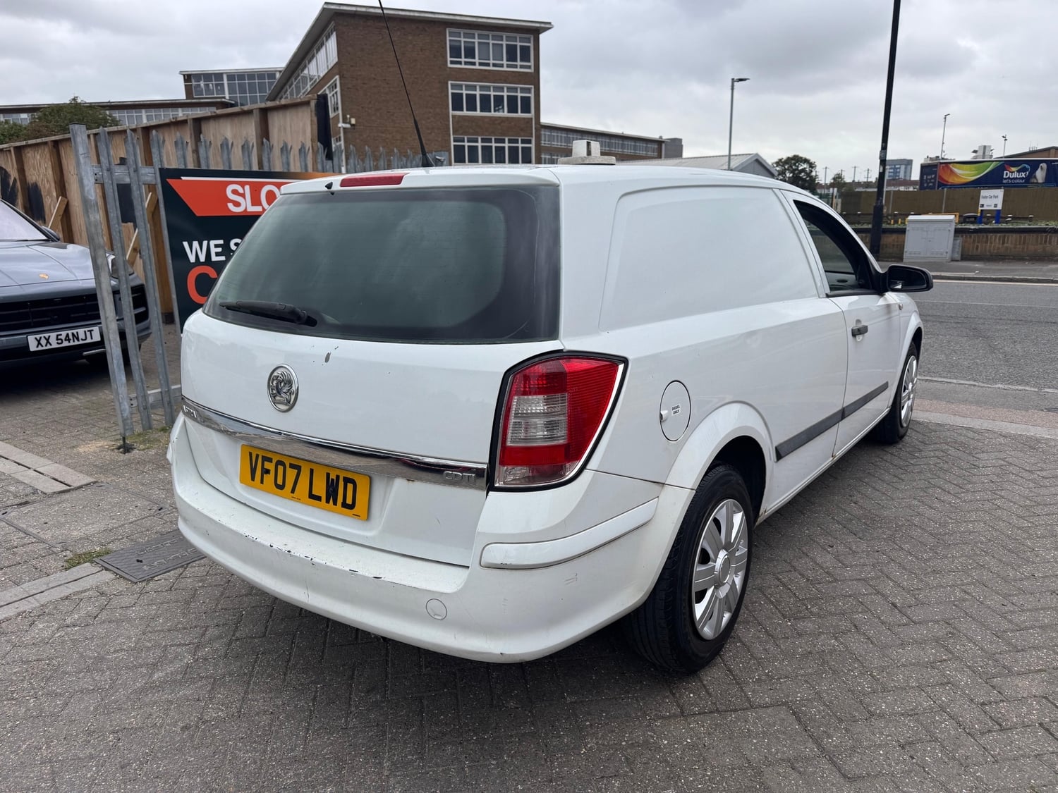 Vauxhall Astra Van 2007 - Cars in Slough