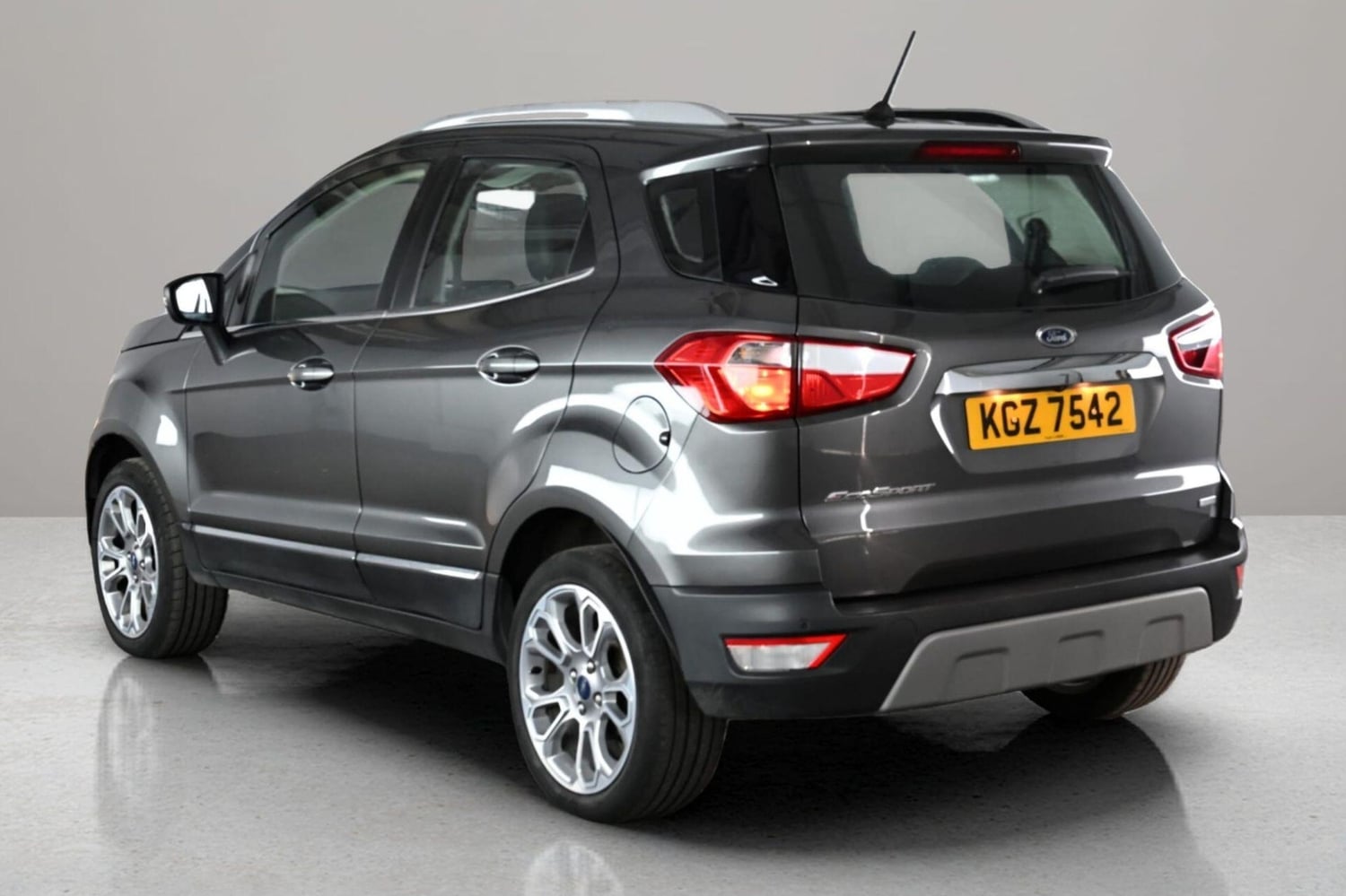 [ berth ]Ford Ecosport