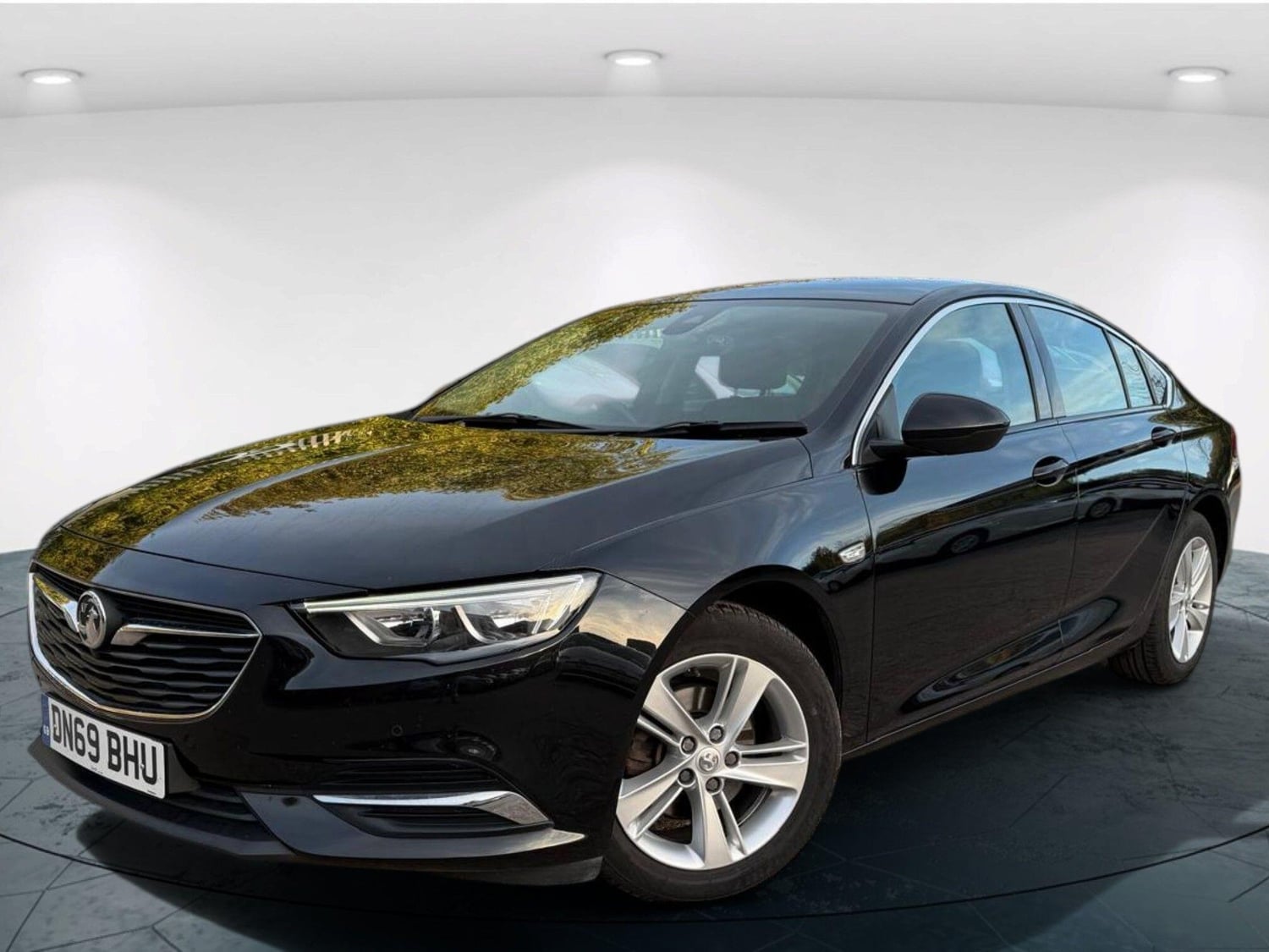 [ berth ]Vauxhall Insignia