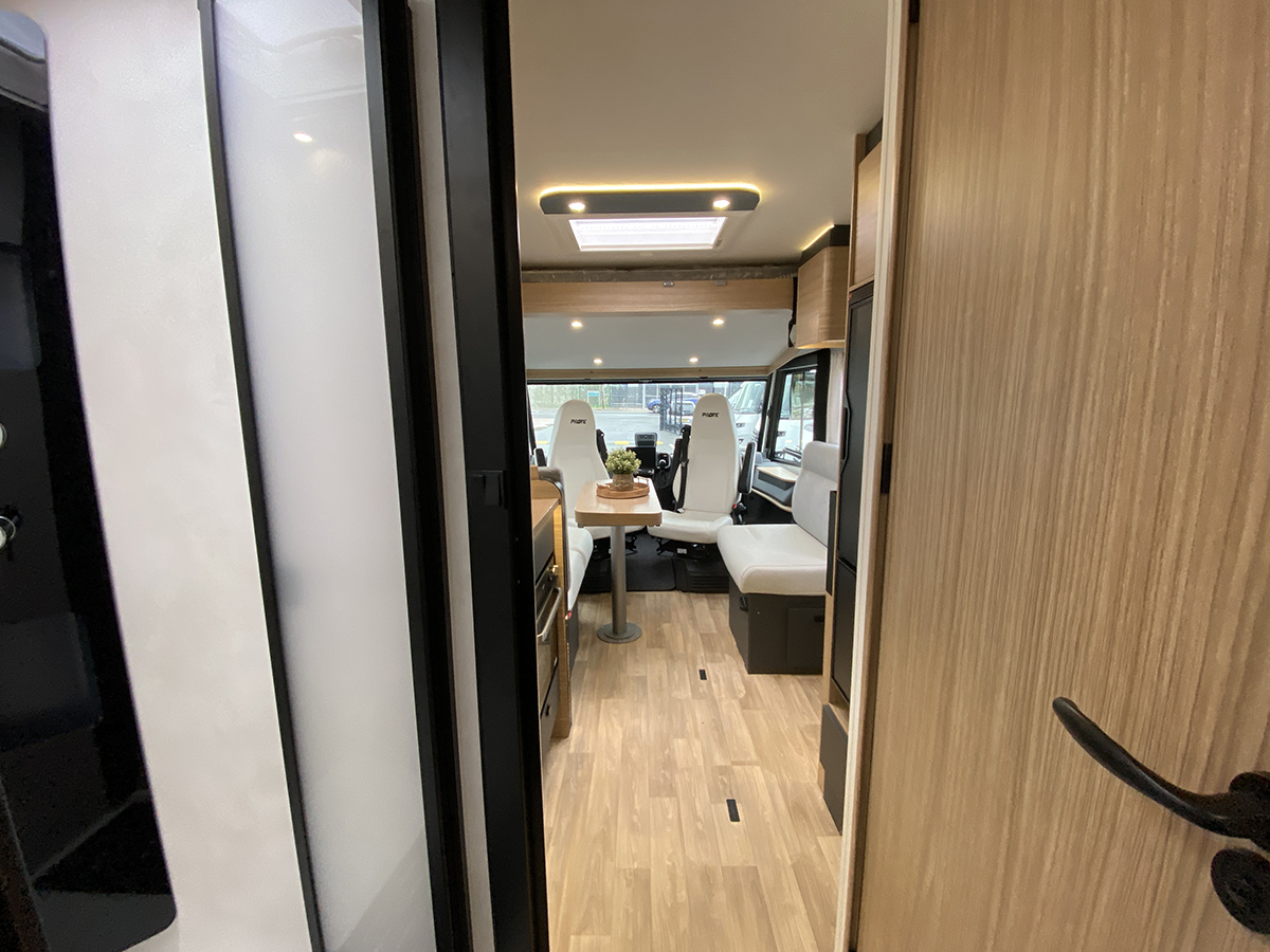 [4 berth ]Pilote Galaxy G740 FC Evidence 