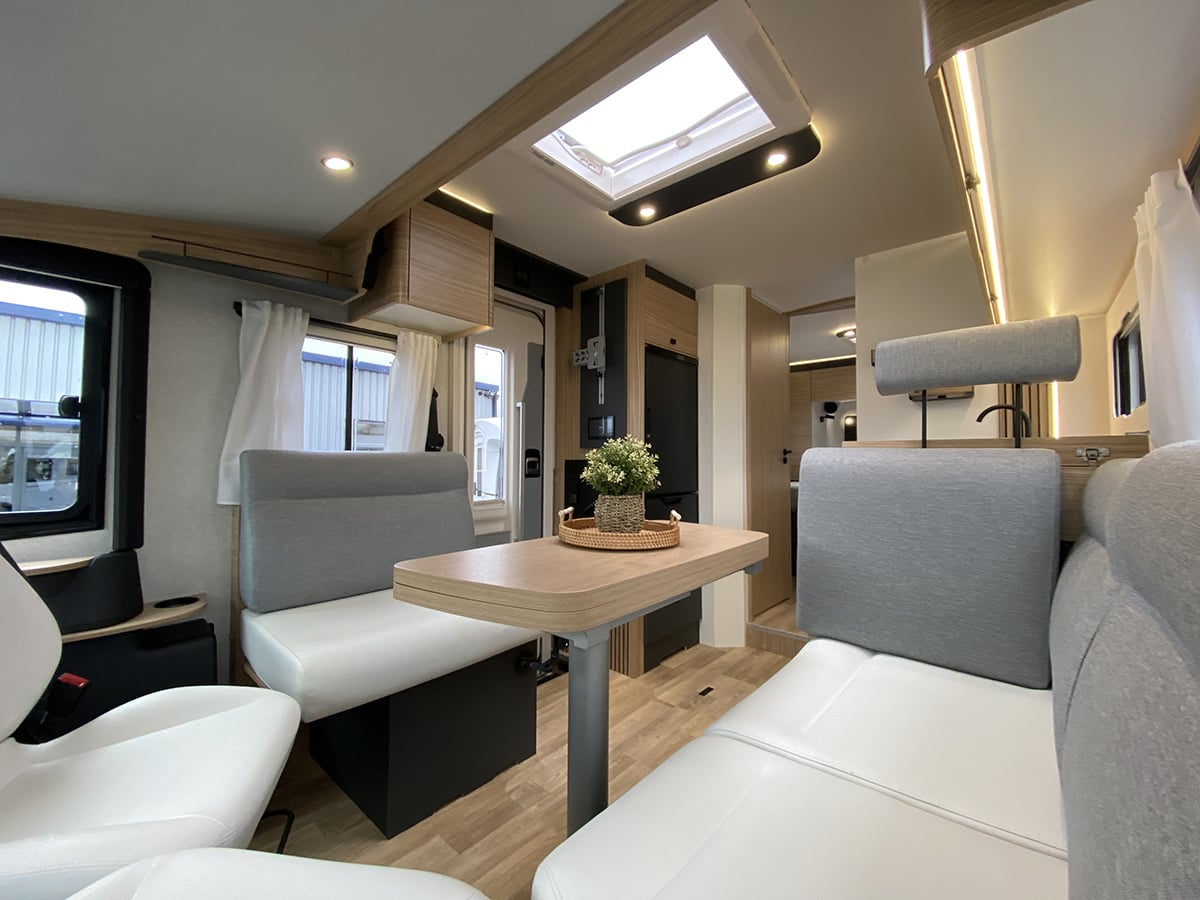 Pilote Galaxy G740 FC Evidence  2027 for sale - Motorhomes & Caravans in Newark