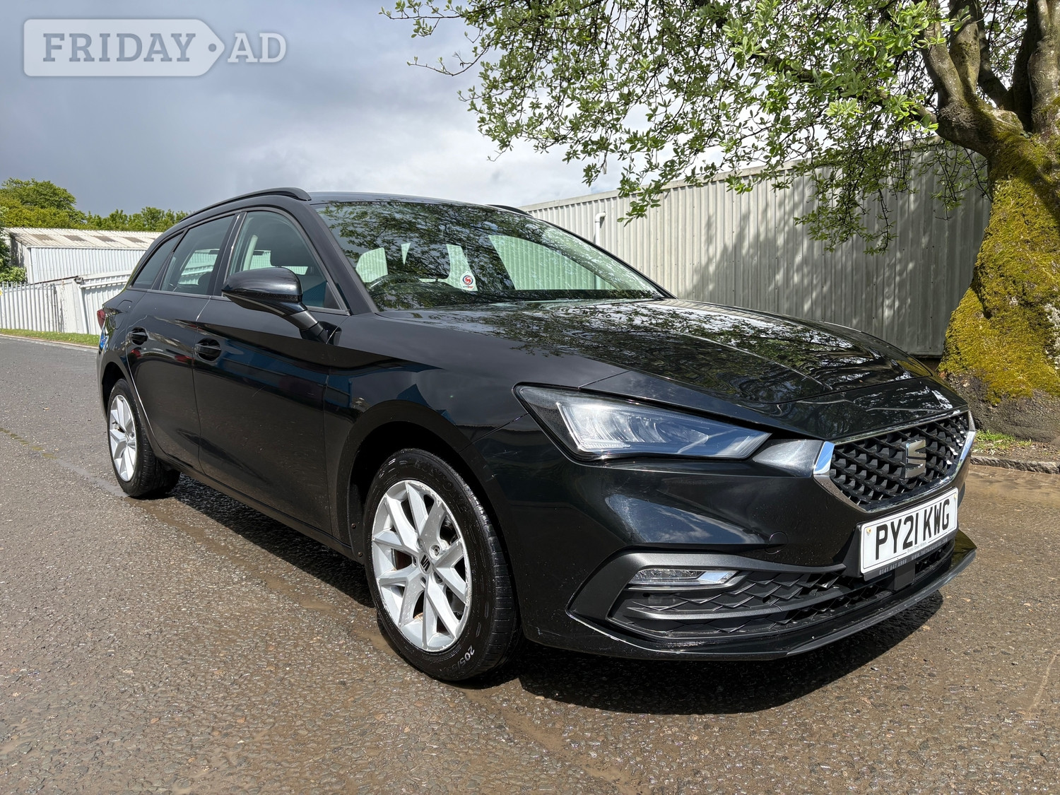 SEAT Leon 2021 in Airdrie