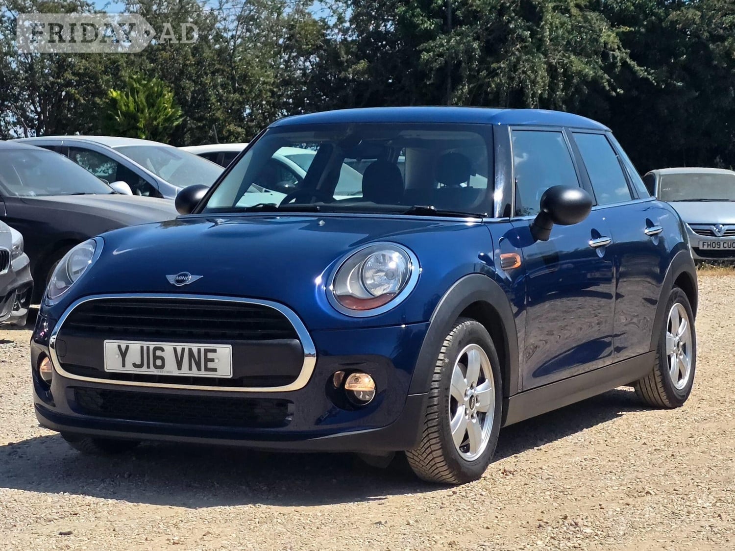[ berth ]Mini Hatch