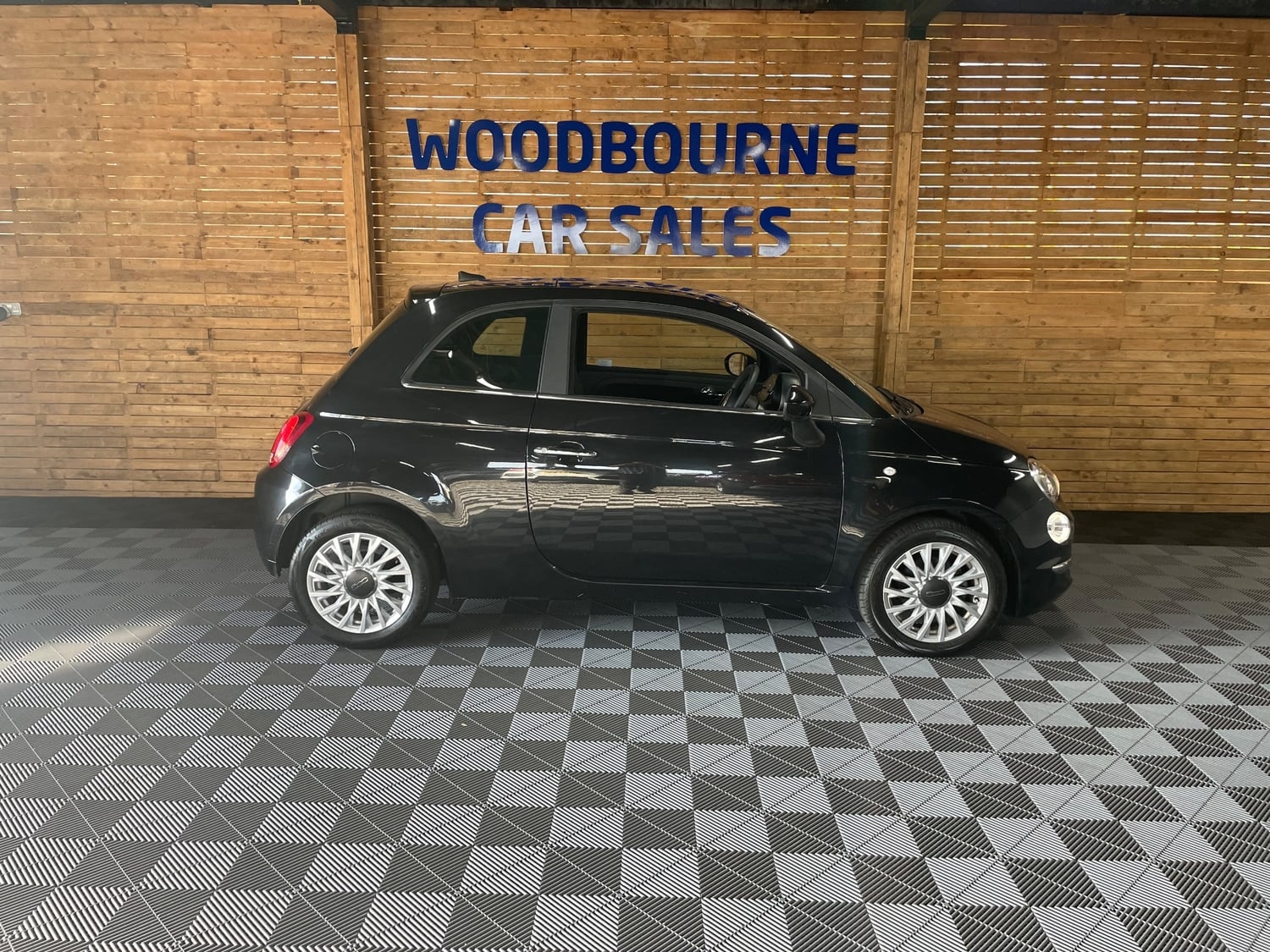 Fiat 500 2023 - Cars