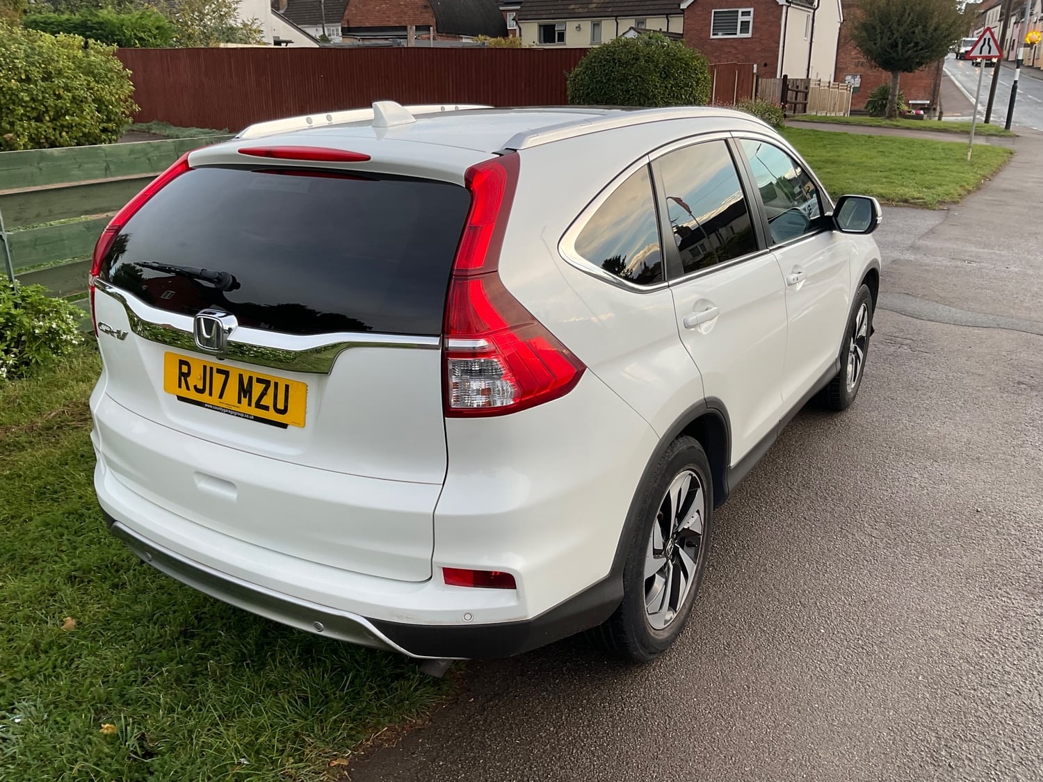 Honda CR-V 2017 - Cars in Hinckley