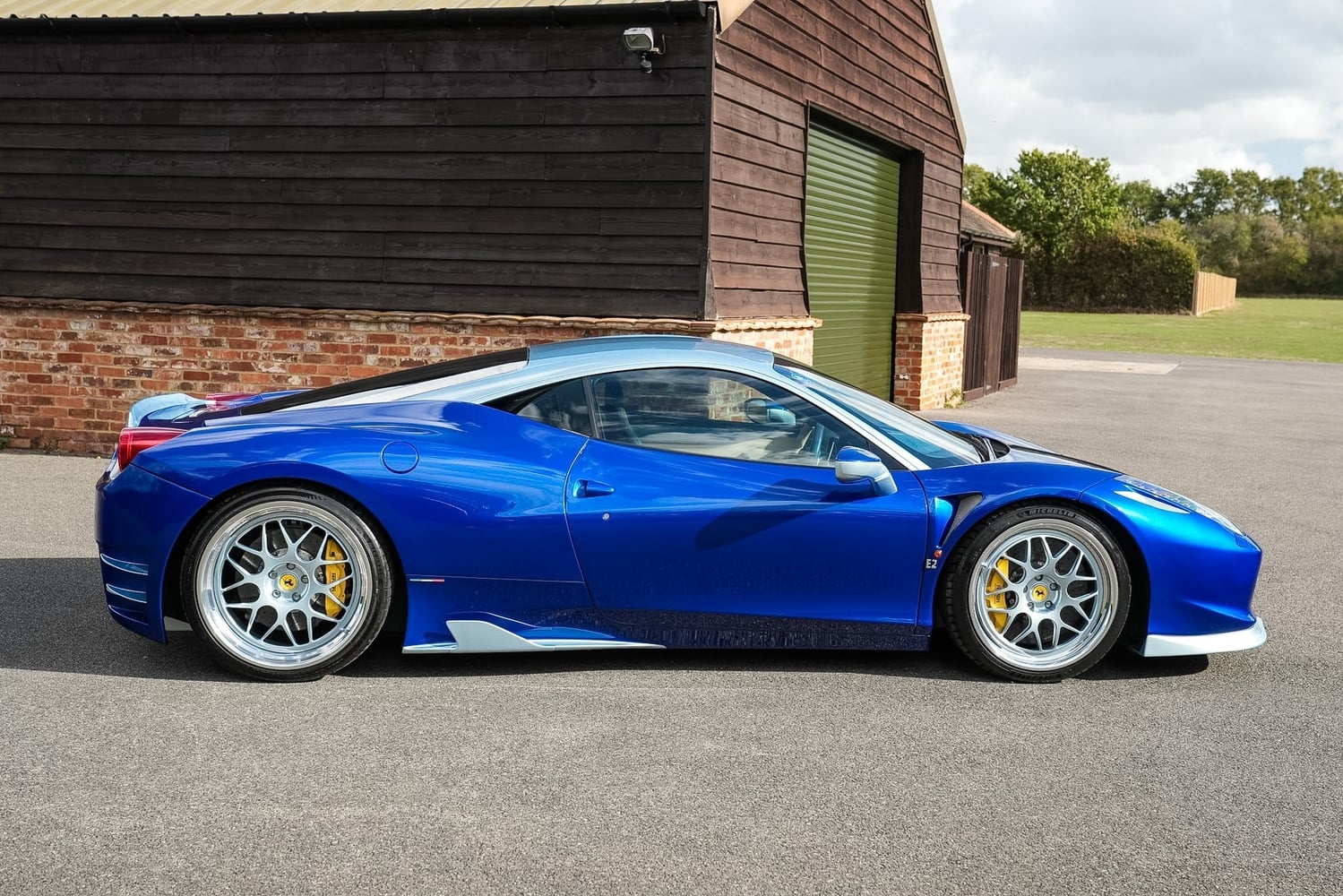 [ berth ]Ferrari 458