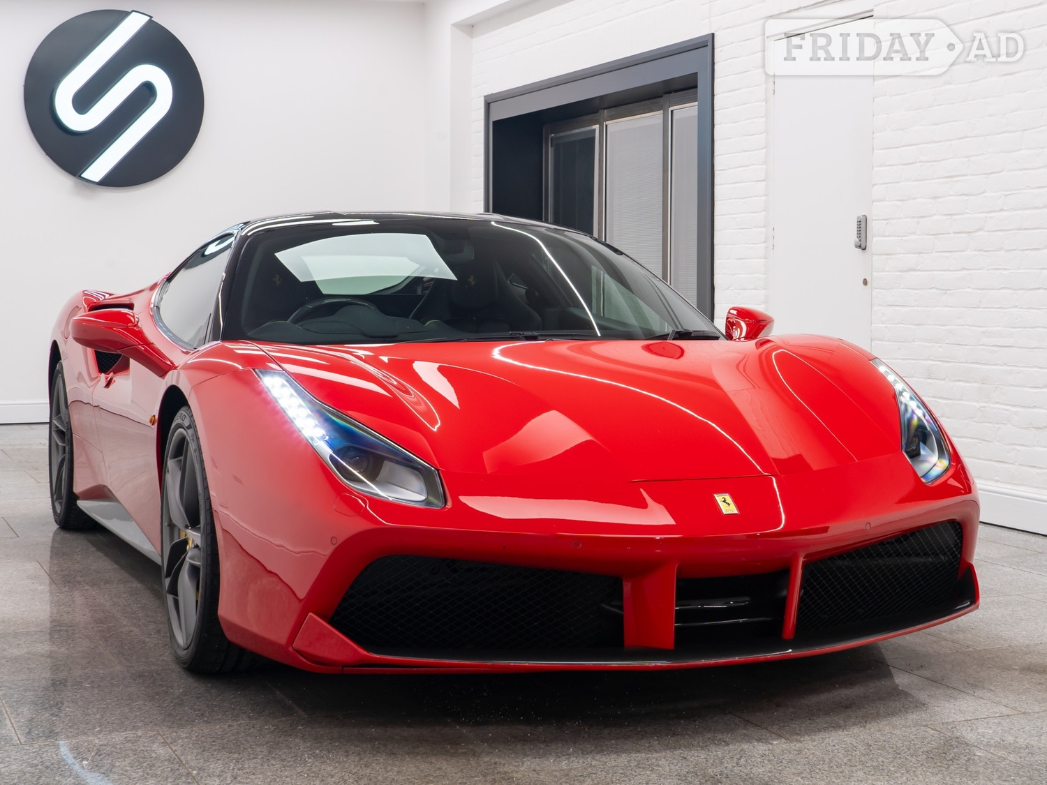Ferrari 488 2016 - Cars in Brighton