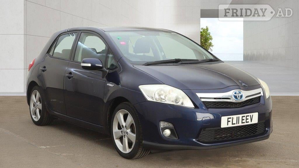 Toyota Auris 2011 in Uxbridge