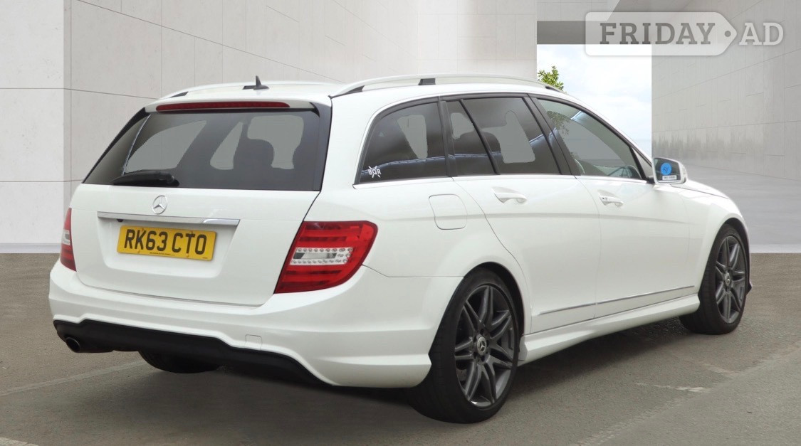 [ berth ]Mercedes-Benz C Class