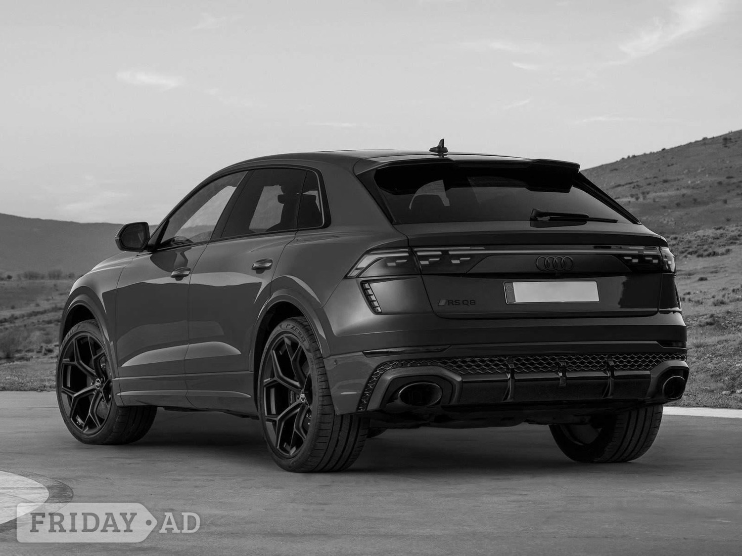 [ berth ]Audi RS Q8