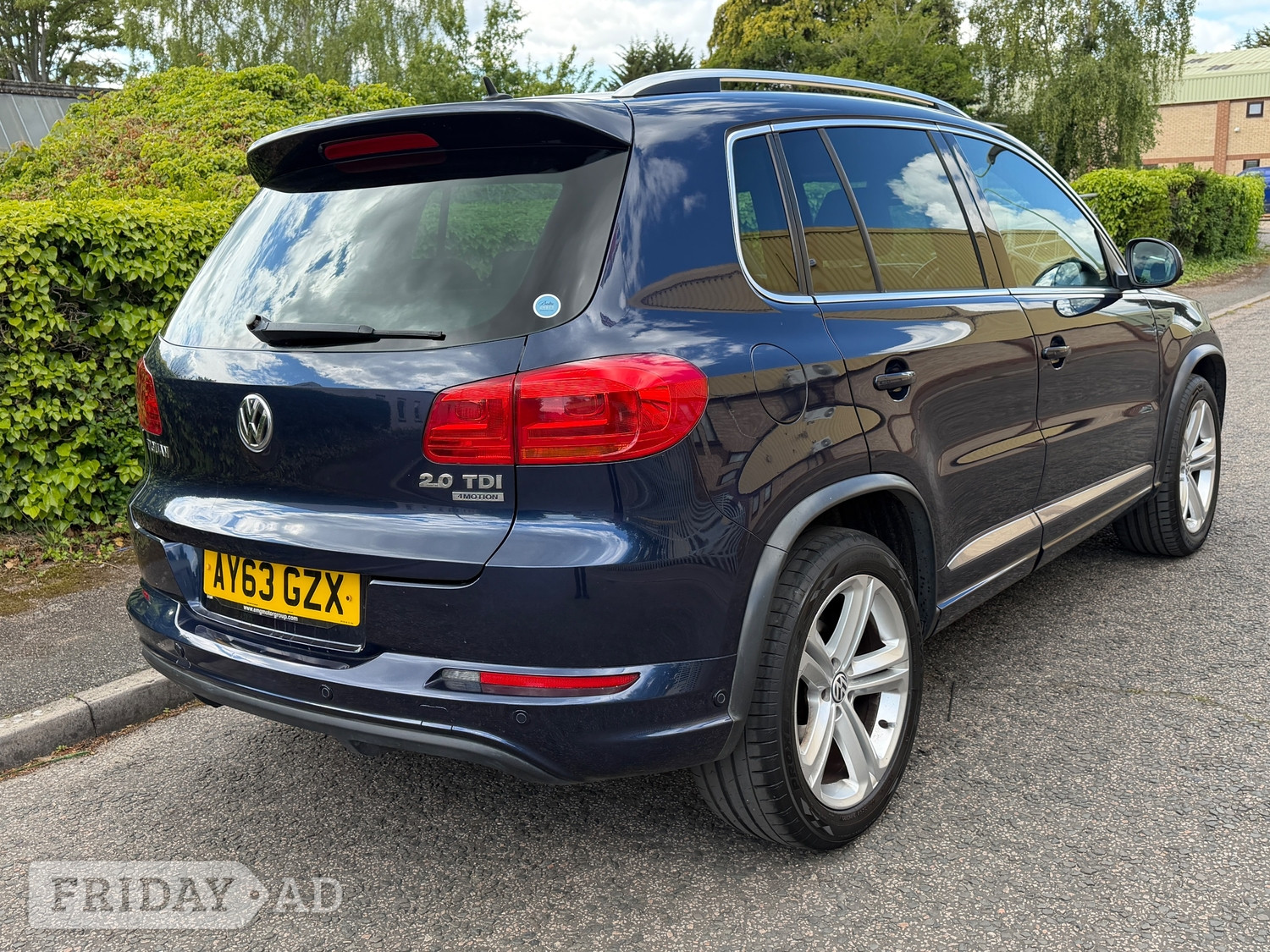 Volkswagen Tiguan 2013 - Cars