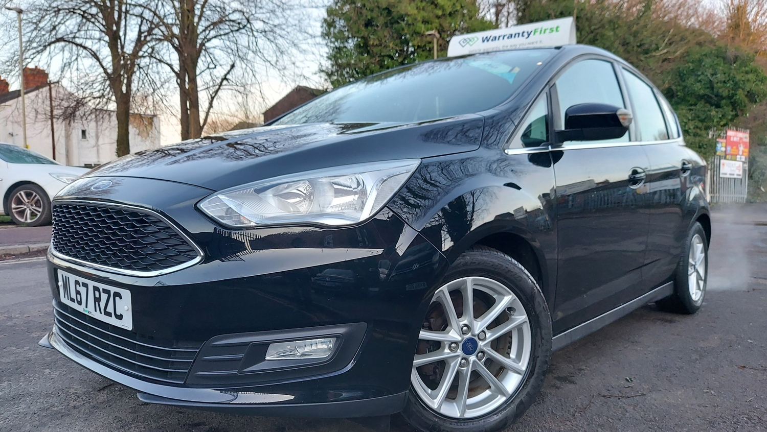 [ berth ]Ford C-MAX