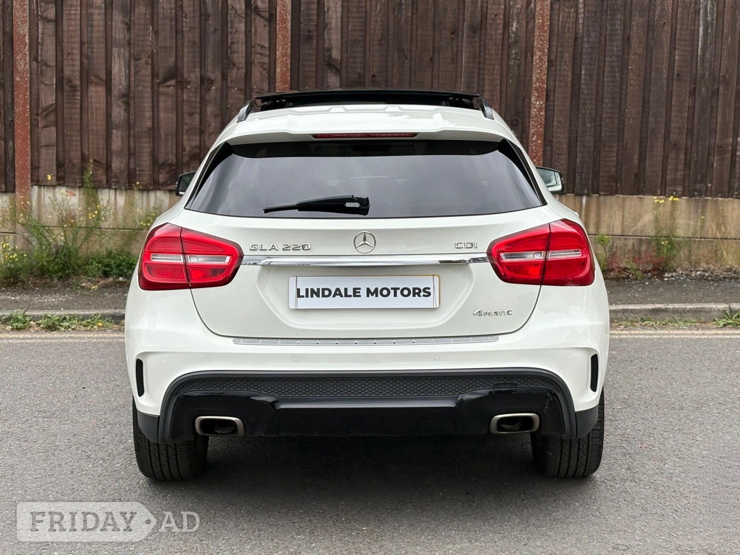 [ berth ]Mercedes-Benz GLA