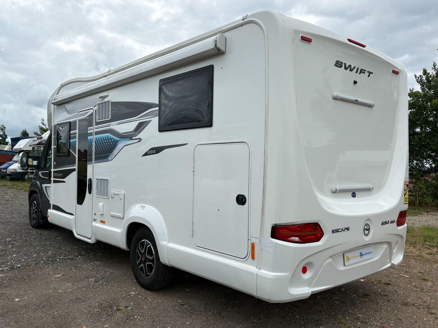 Swift Escape 694 2022 for sale - Motorhomes & Caravans in Shoeburyness