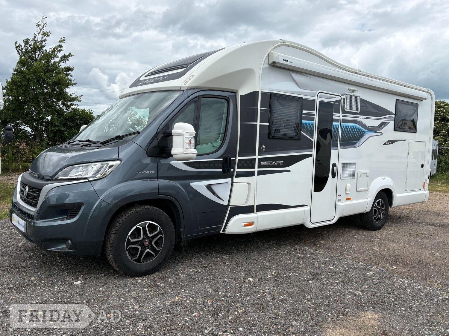 Swift Escape 694 2022 for sale in Southend-on-Sea