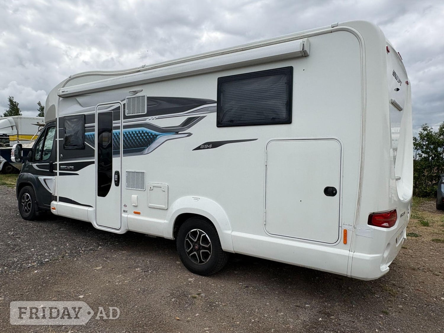[4 berth ]Swift Escape 694