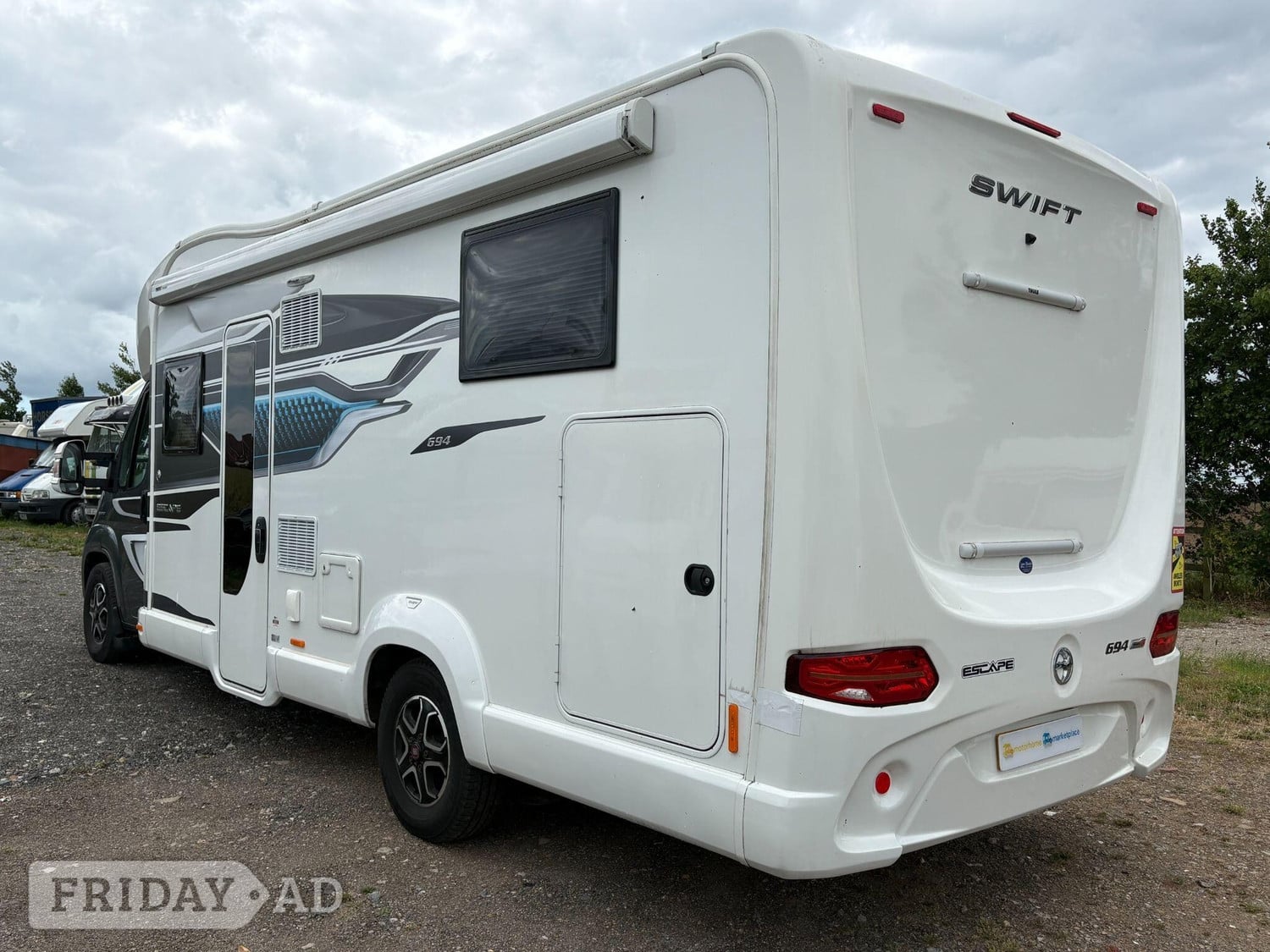 Swift Escape 694 2022 for sale - Motorhomes & Caravans in Southend-on-Sea