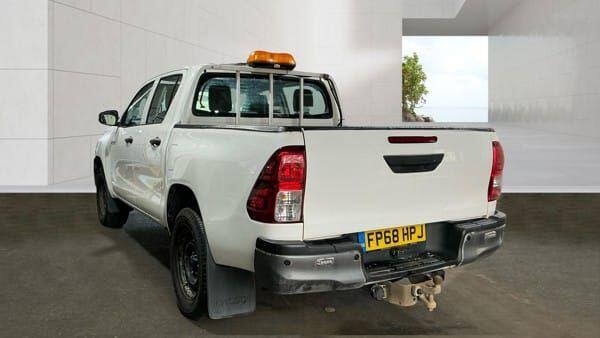 [ berth ]Toyota Hilux