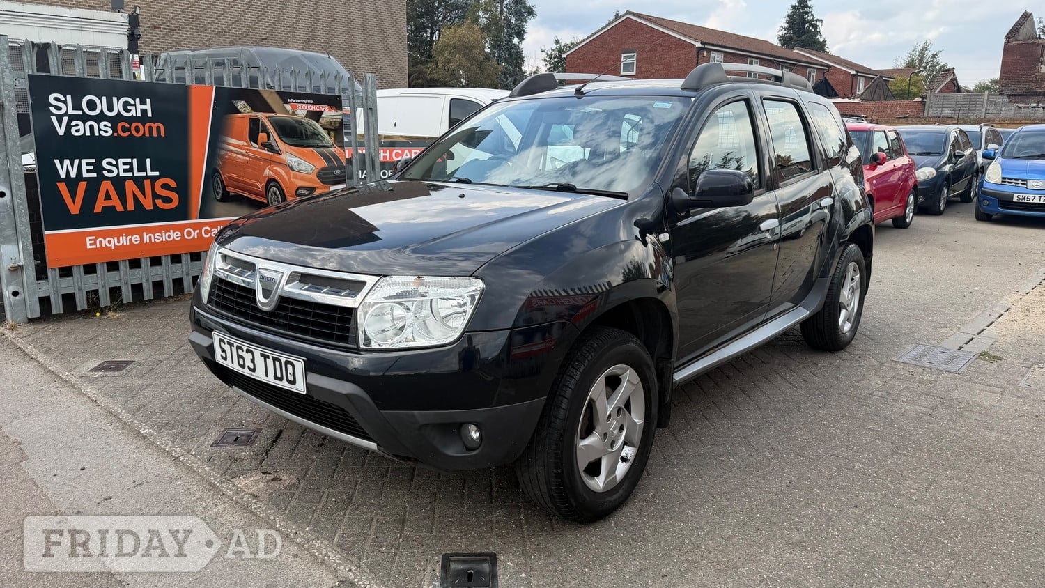Dacia Duster Slough