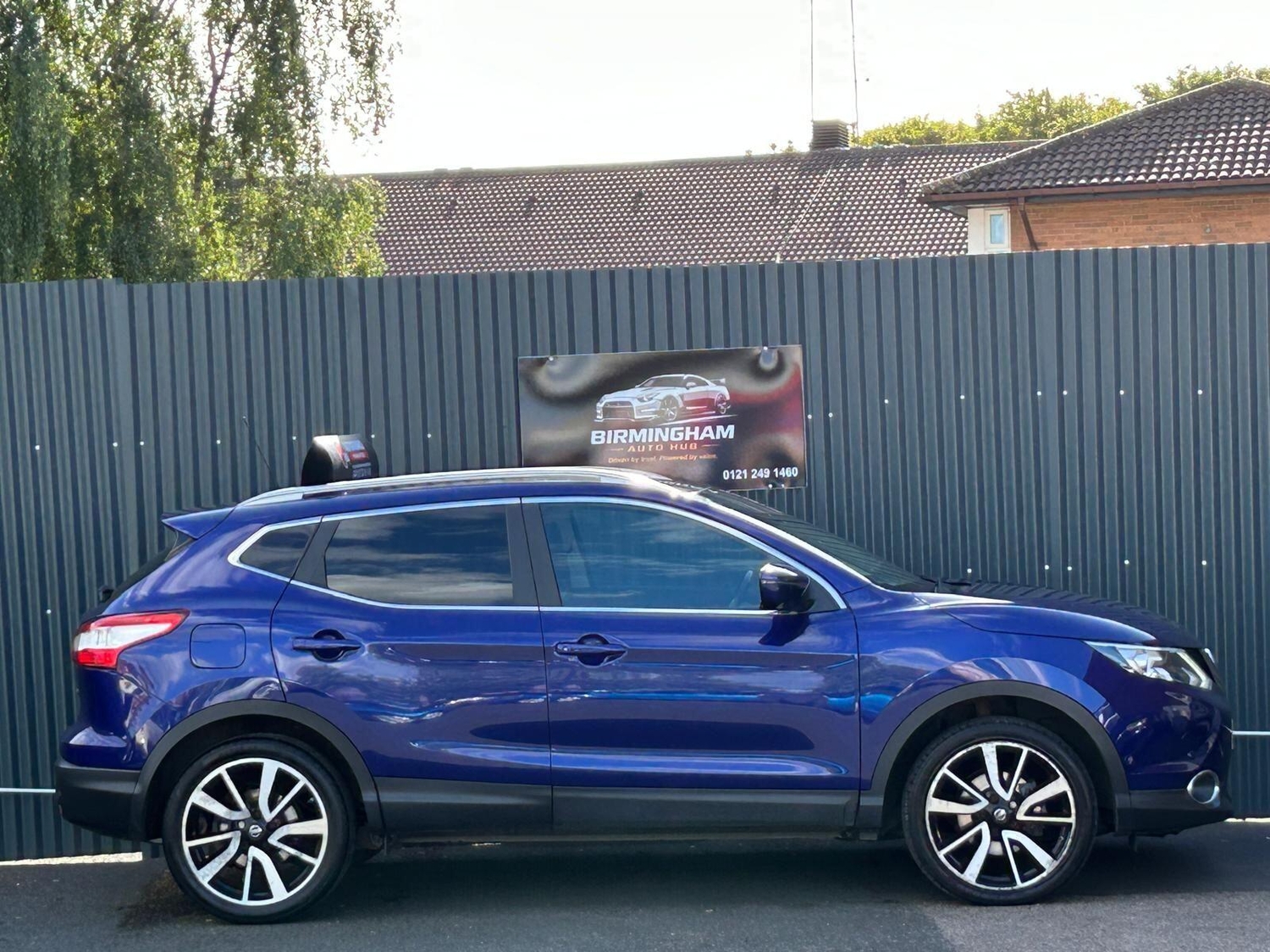 Nissan Qashqai 2015 - Cars