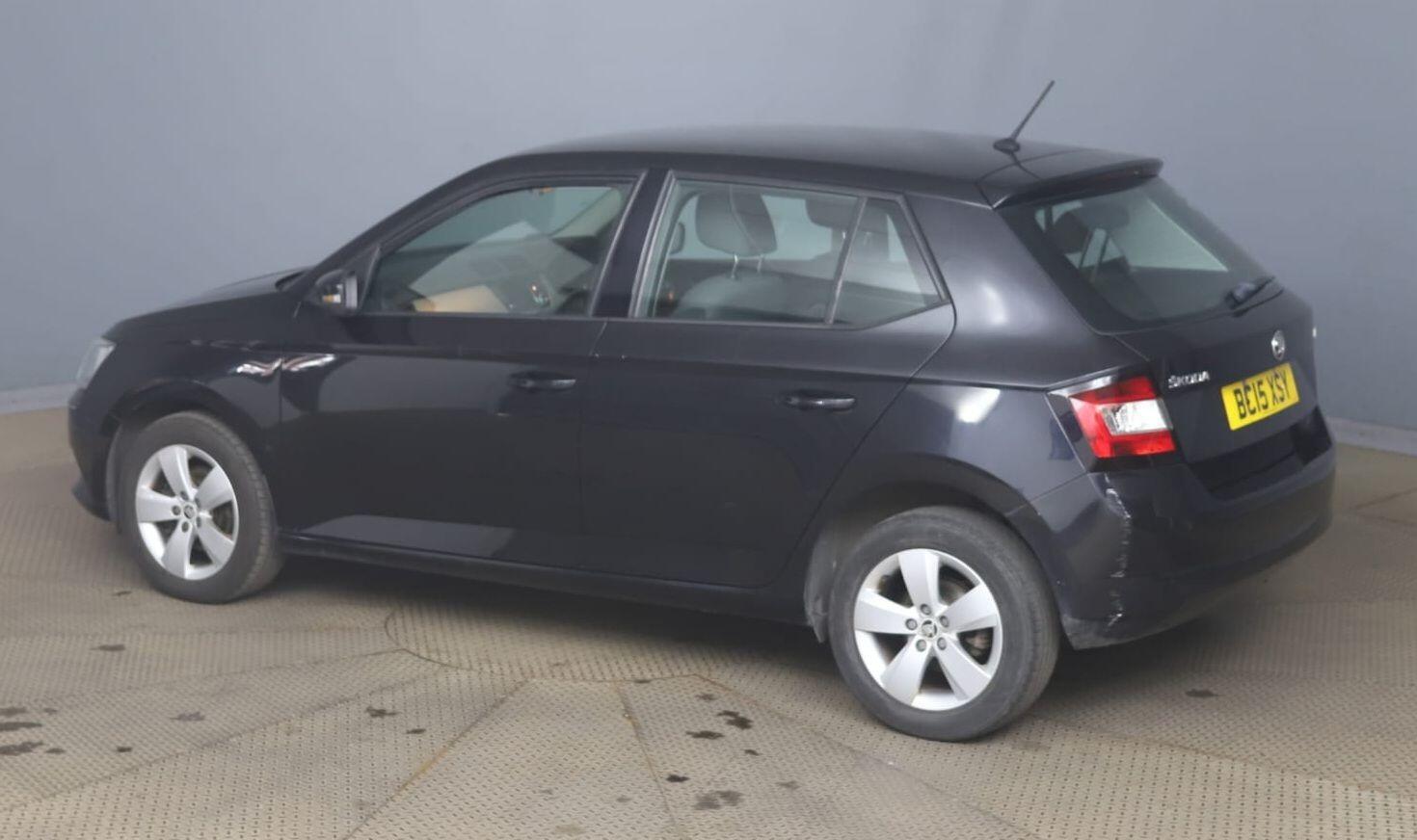 Skoda Fabia 2015 - Cars in Hillingdon
