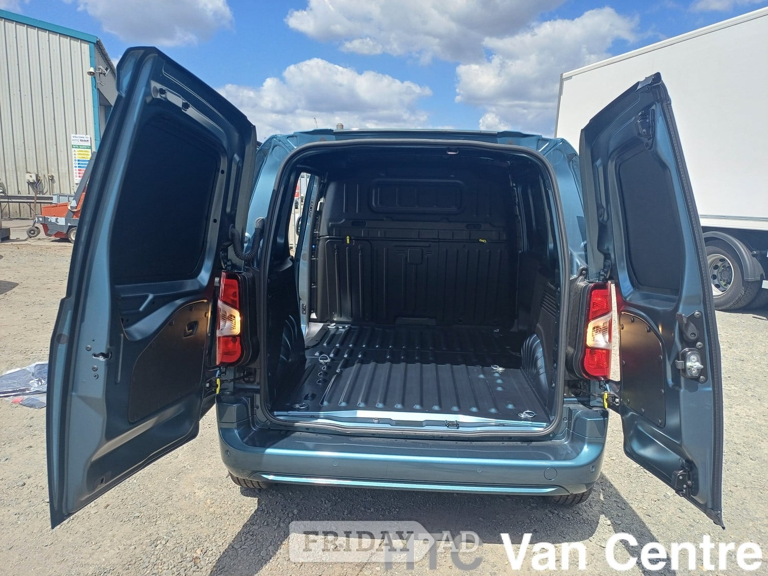 Fiat e-Doblo 2024 - Vans & Commercial Vehicles